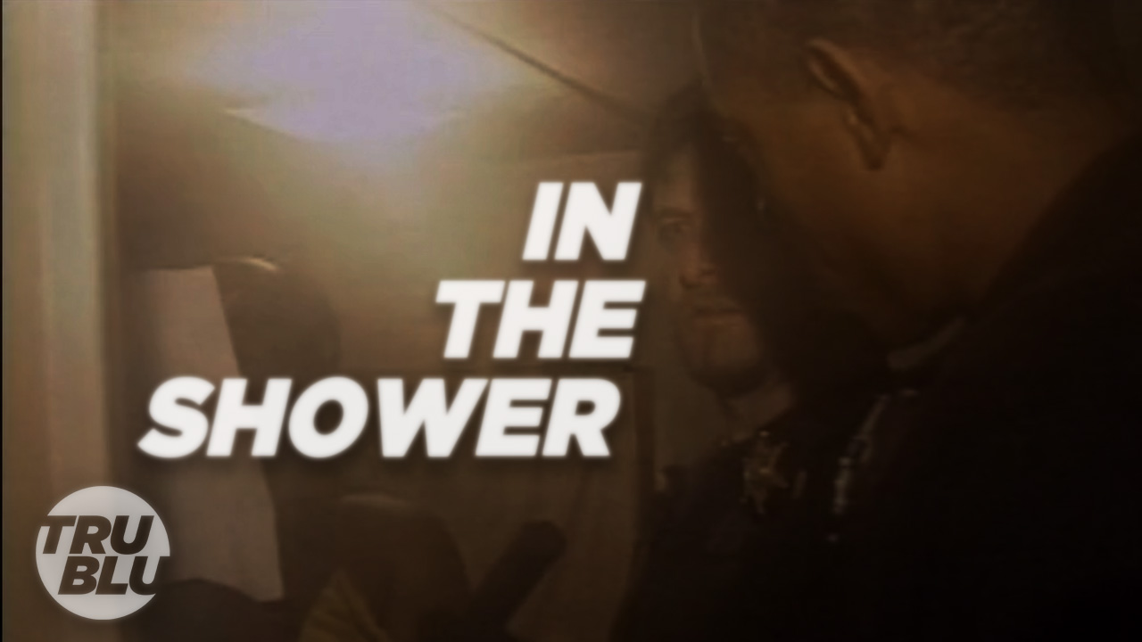 Bounty Hunters S4:E14 Arrested In The Shower