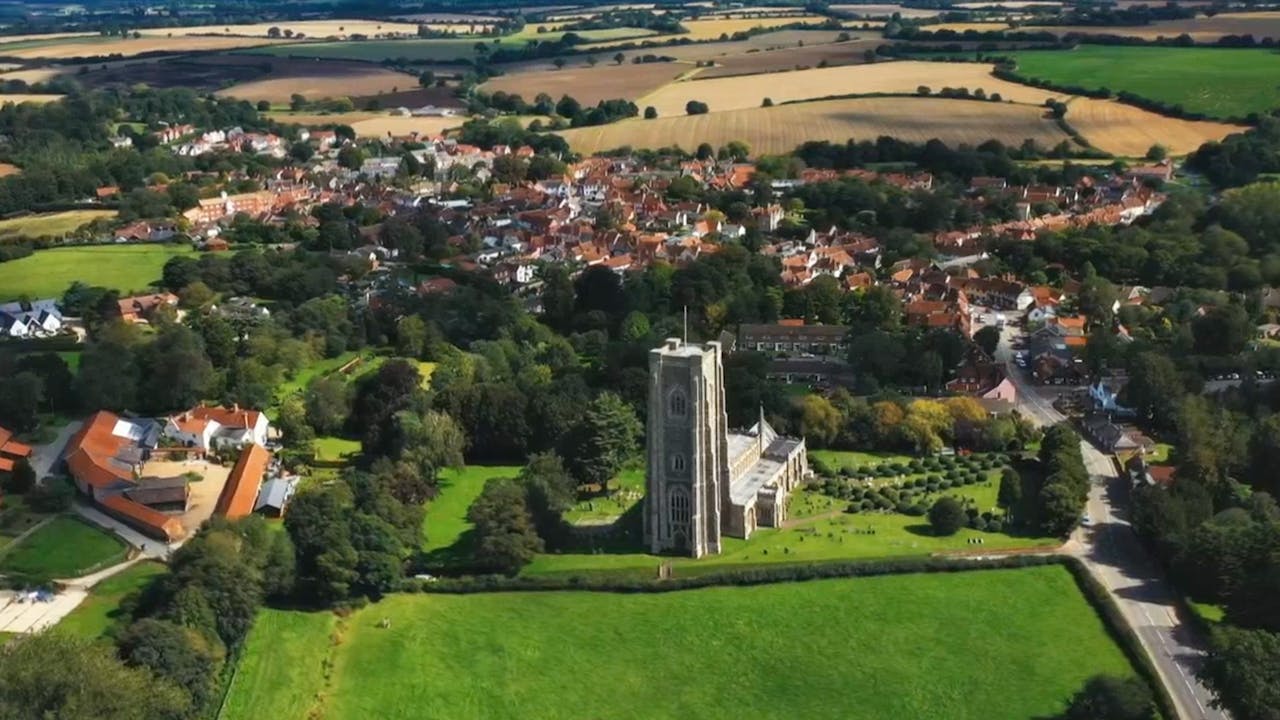 Walking Tudor England True Royalty TV