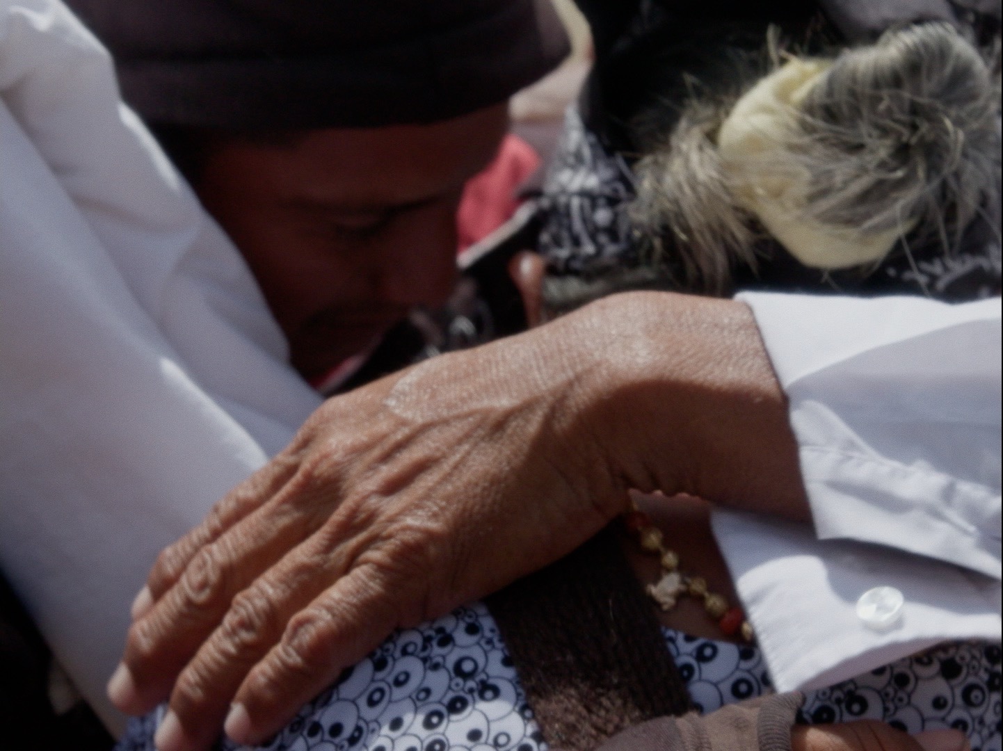 Dreams Travel With the Wind - Trailer