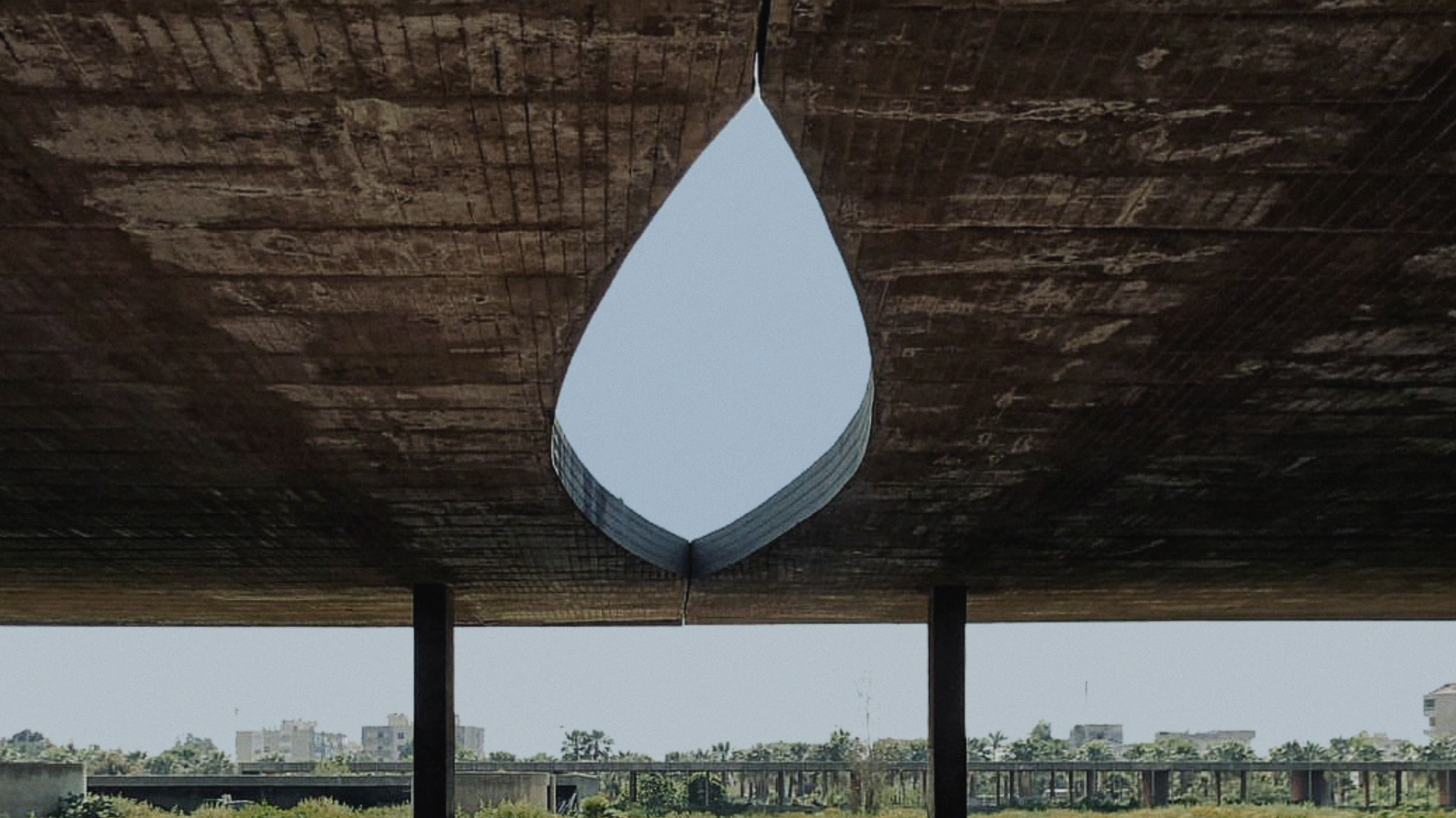 Concrete Forms of Resistance