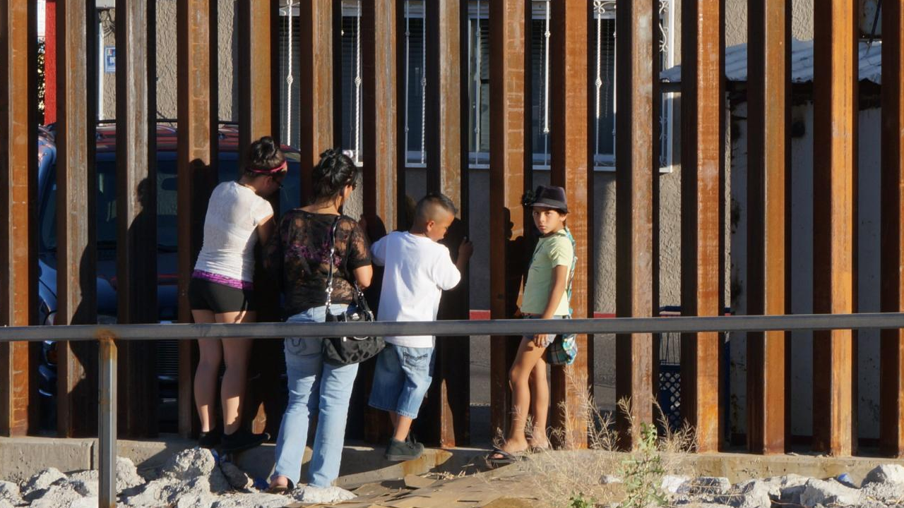 Broken Land - Trailer