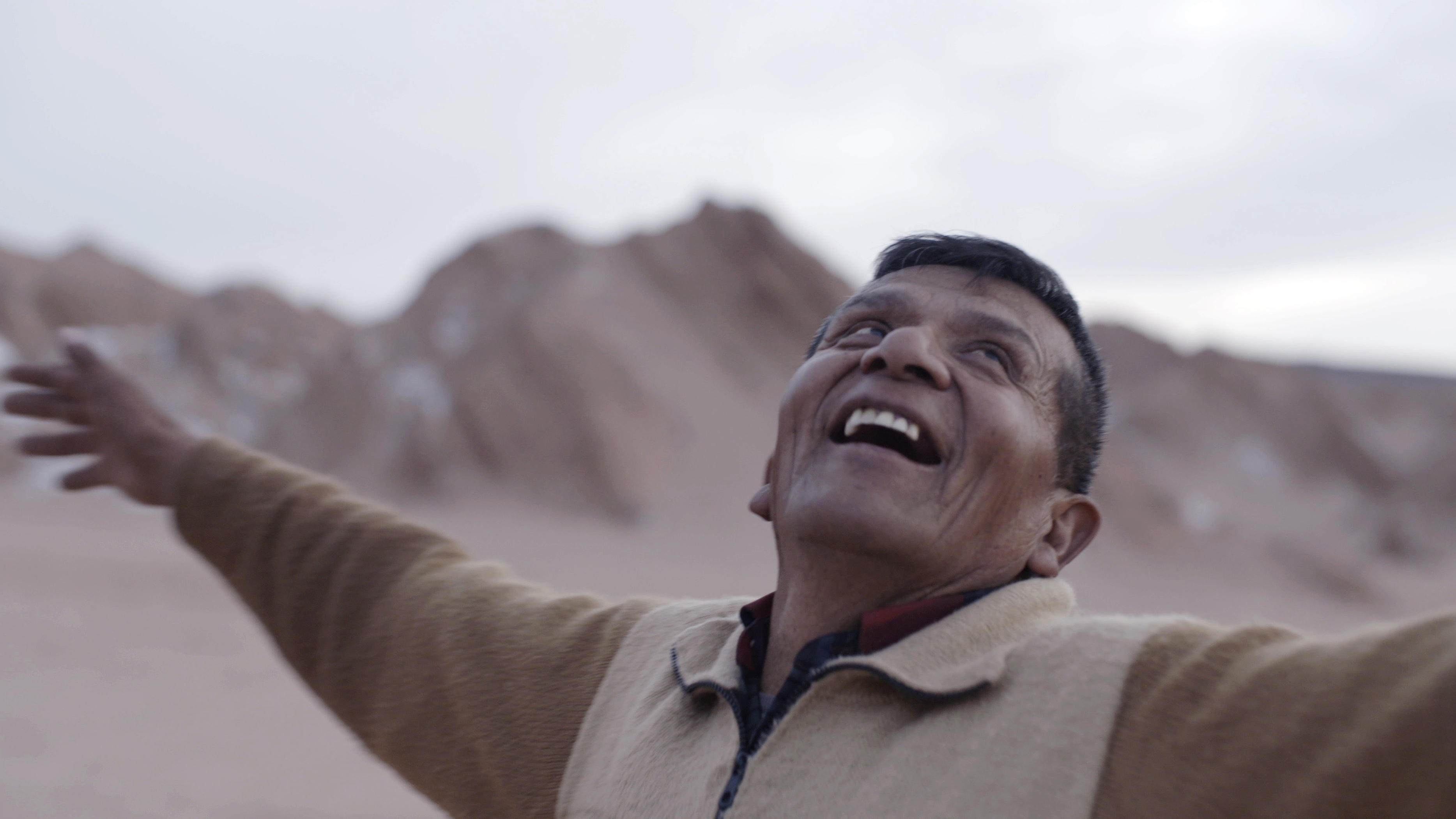 Still 1 - Roberto Garcia, storyteller, man who flies.