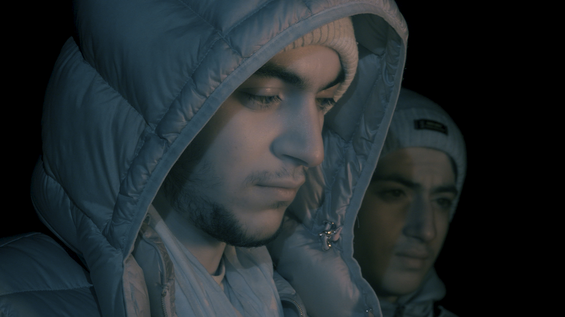 Still - Jano (18) and Shiro (15), testing hairspray