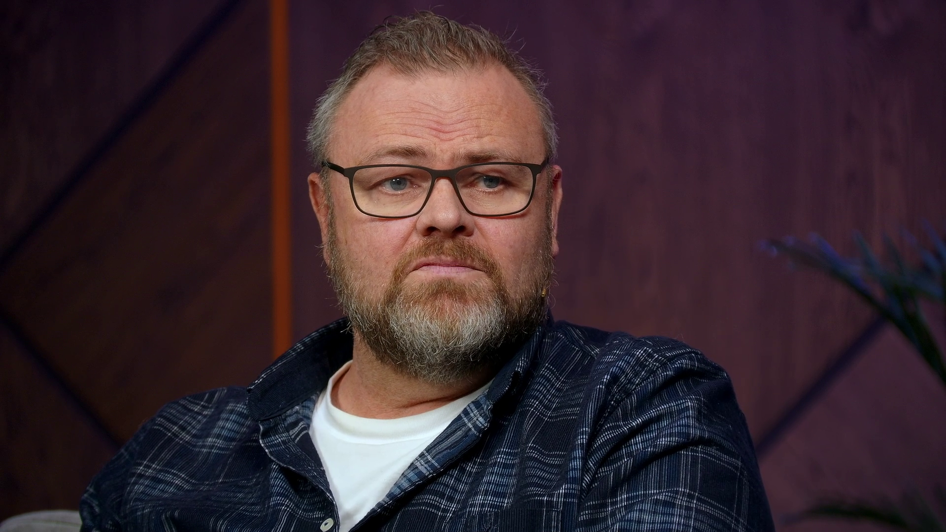 John Roger Nesje | Akkurat nå