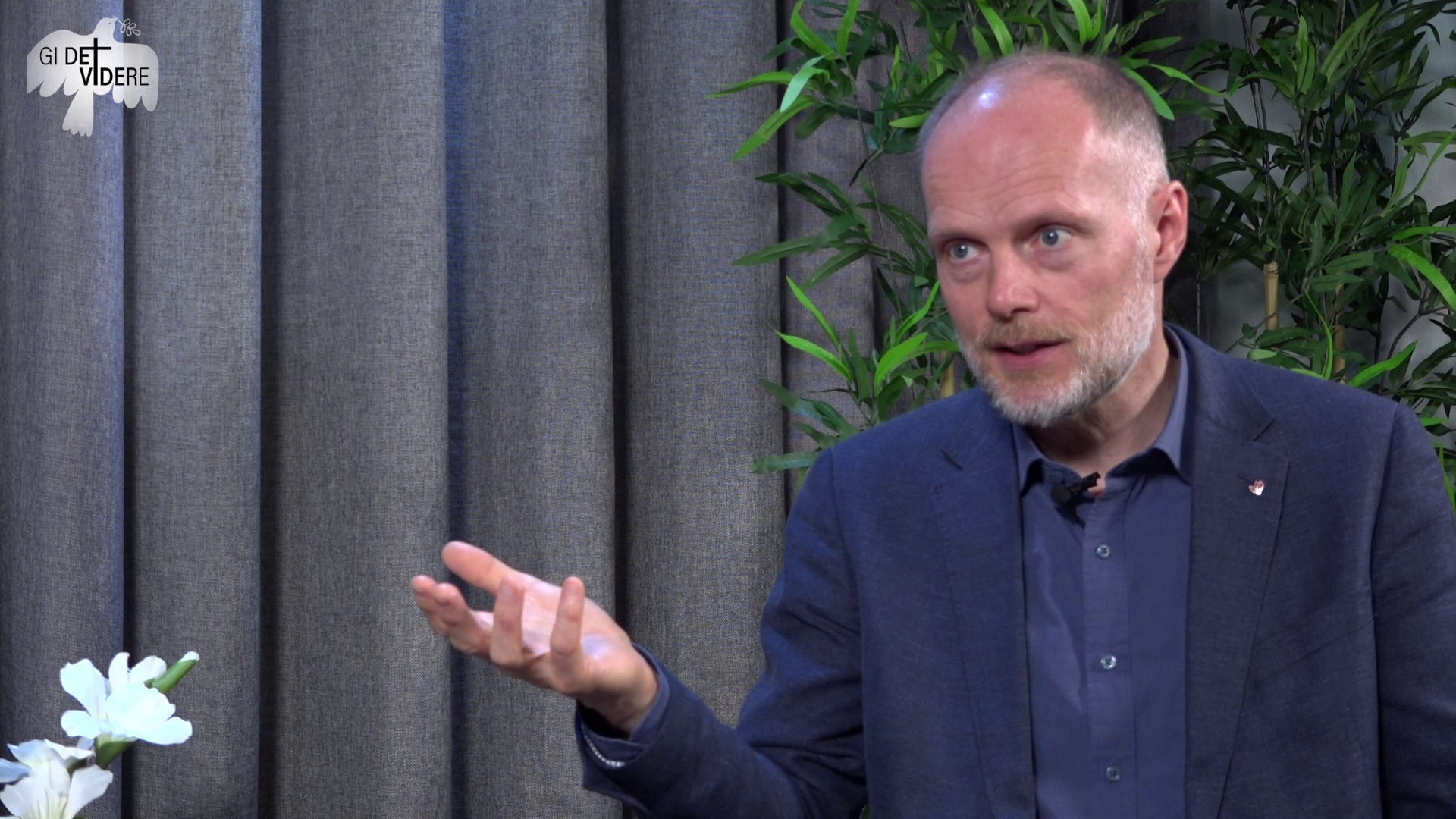 Hans J. Sagrusten | Gi det videre