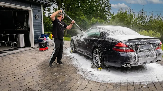 Blankeste bilen i gata