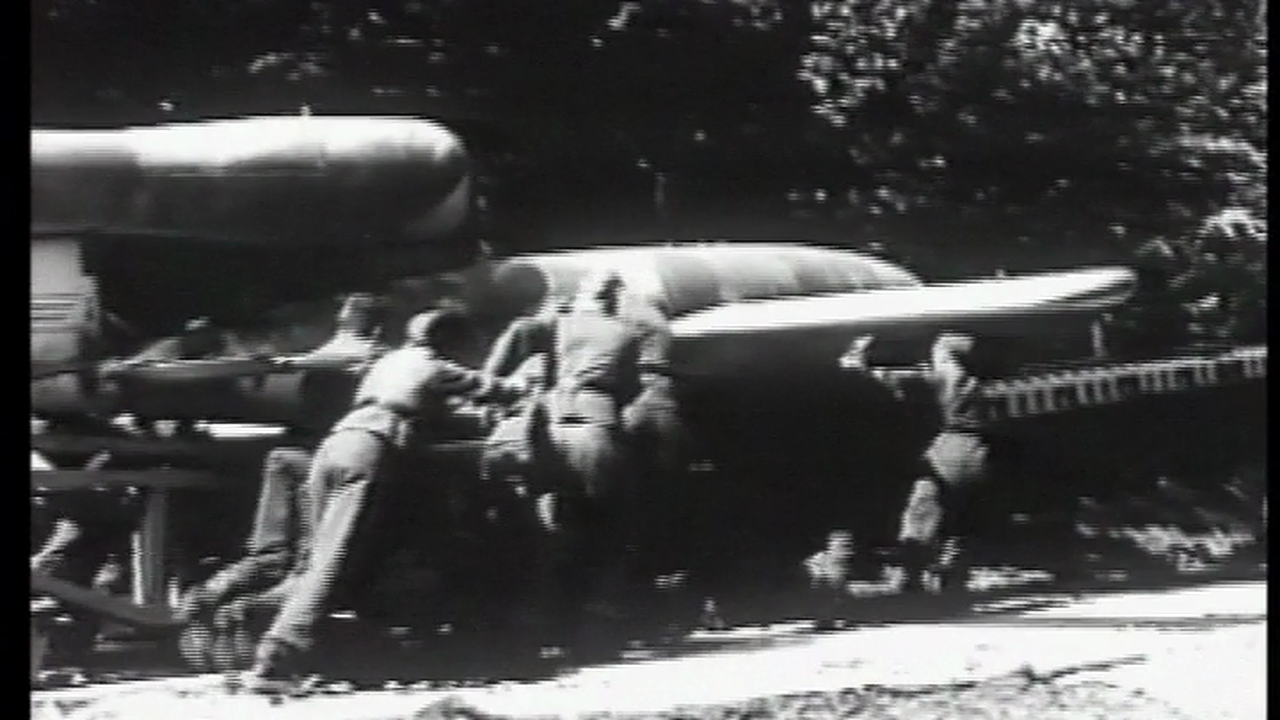 German Jets & V1/v2 Flying Machines