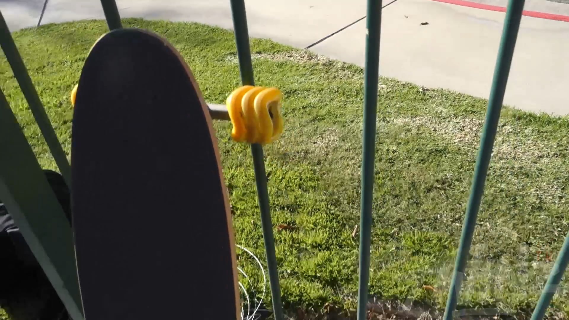 bait skatebaord rope