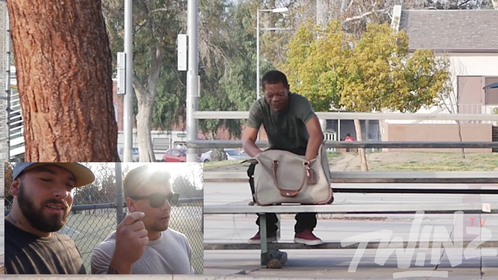 bait purse fart spray