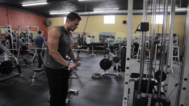 Straight Bar Tricep Pressdowns