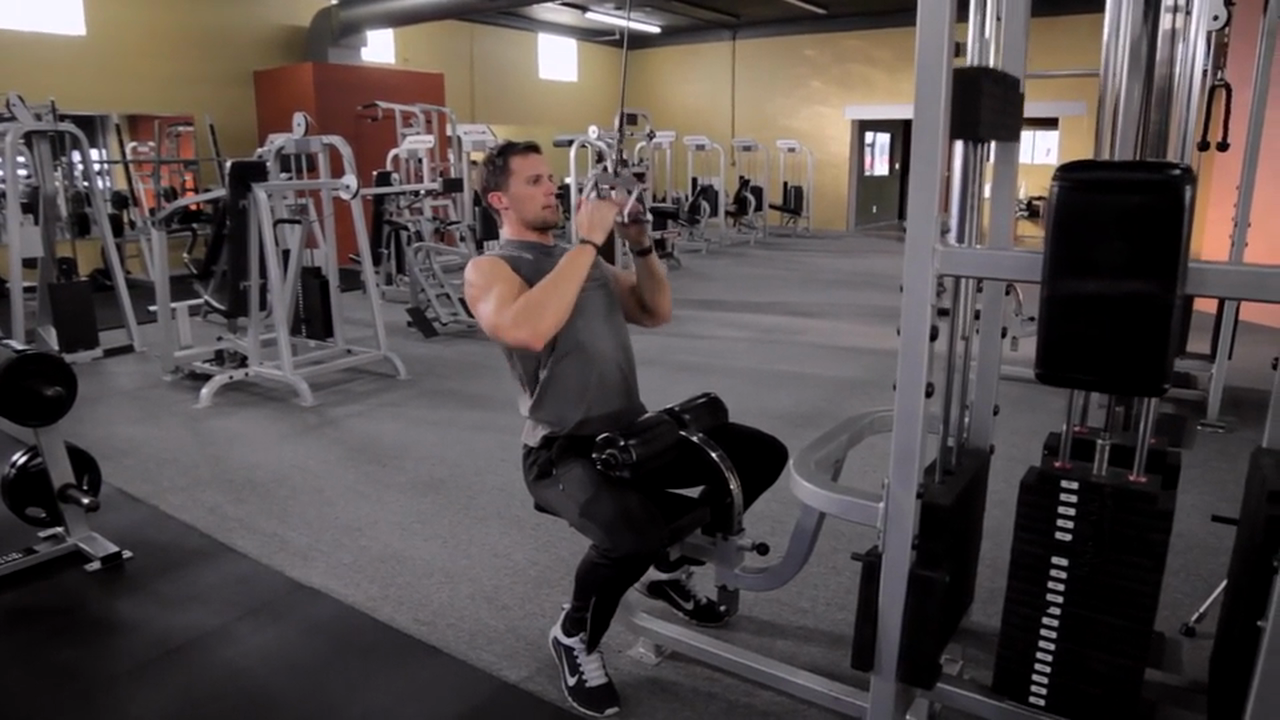 Narrow Grip Cable Pulldown