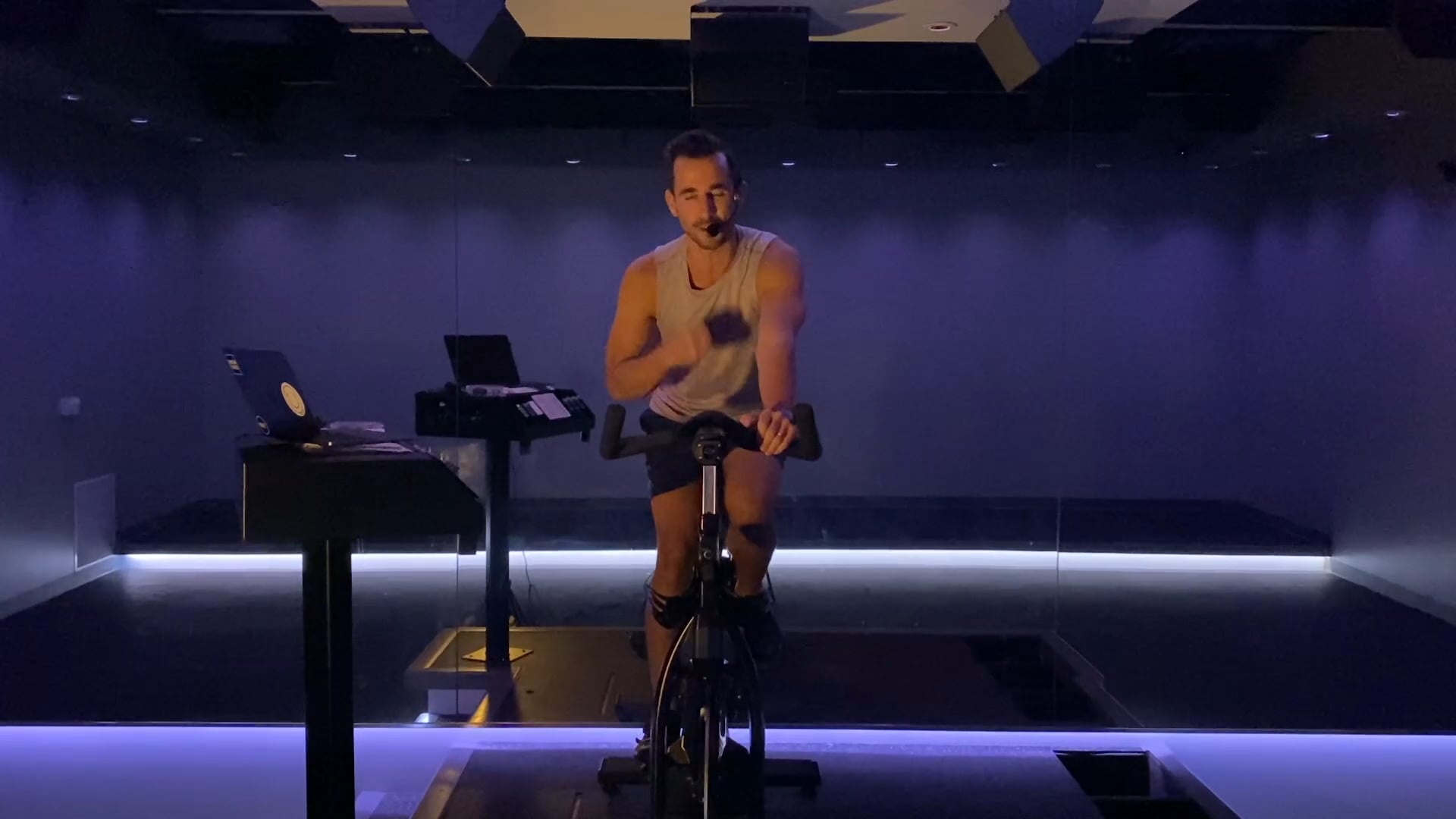 URIDE Express with Frank Latin Vs Hip Hop! - 30 Minutes