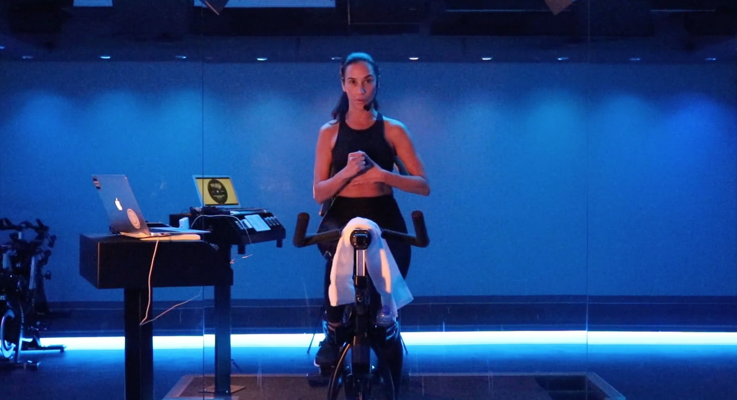 URIDE Express with Candice #1 - 25 Minutes