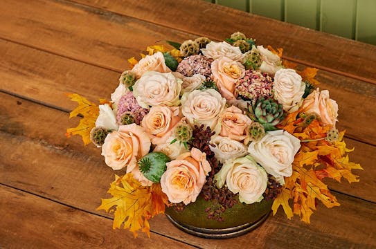 Lush Autumn Rose Centerpiece!