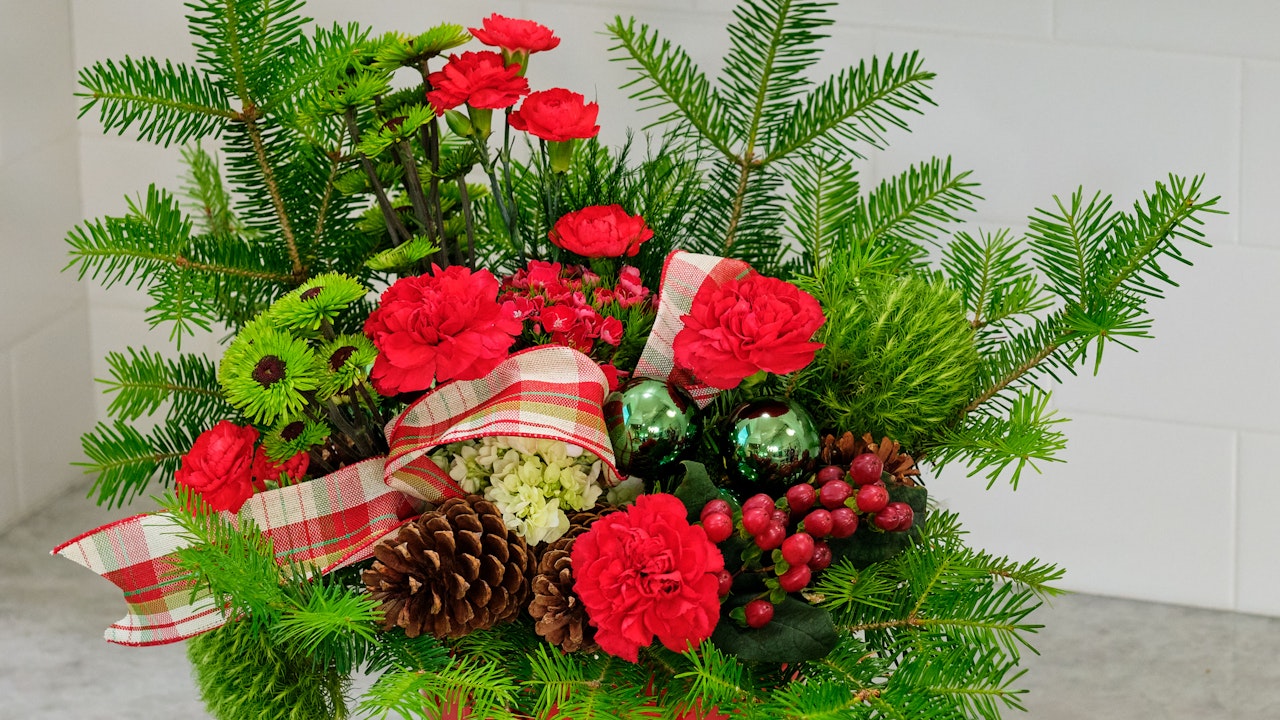 Christmas Flower Arranging & More