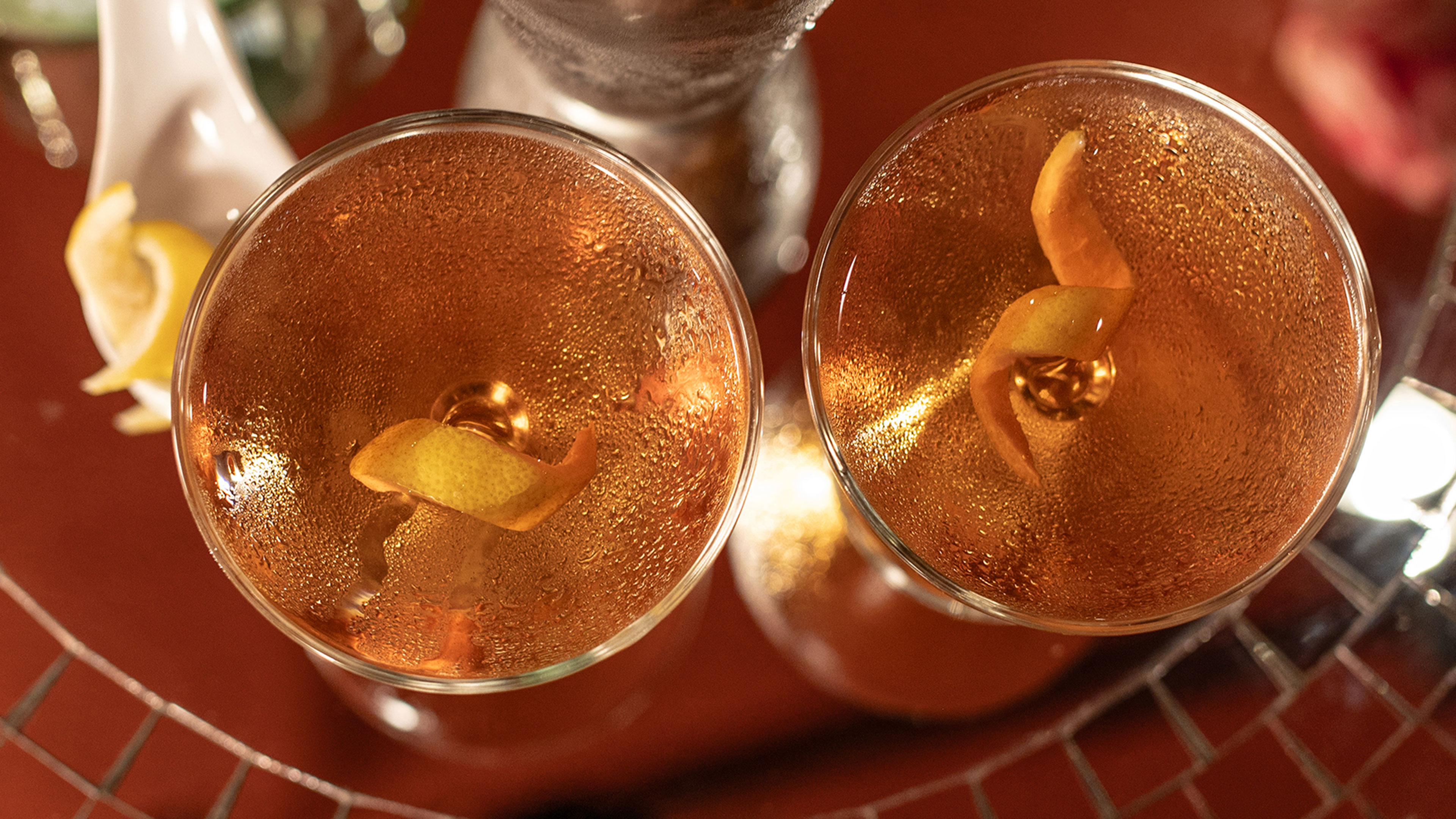 JSLB-605-Pink-Gin.pdf