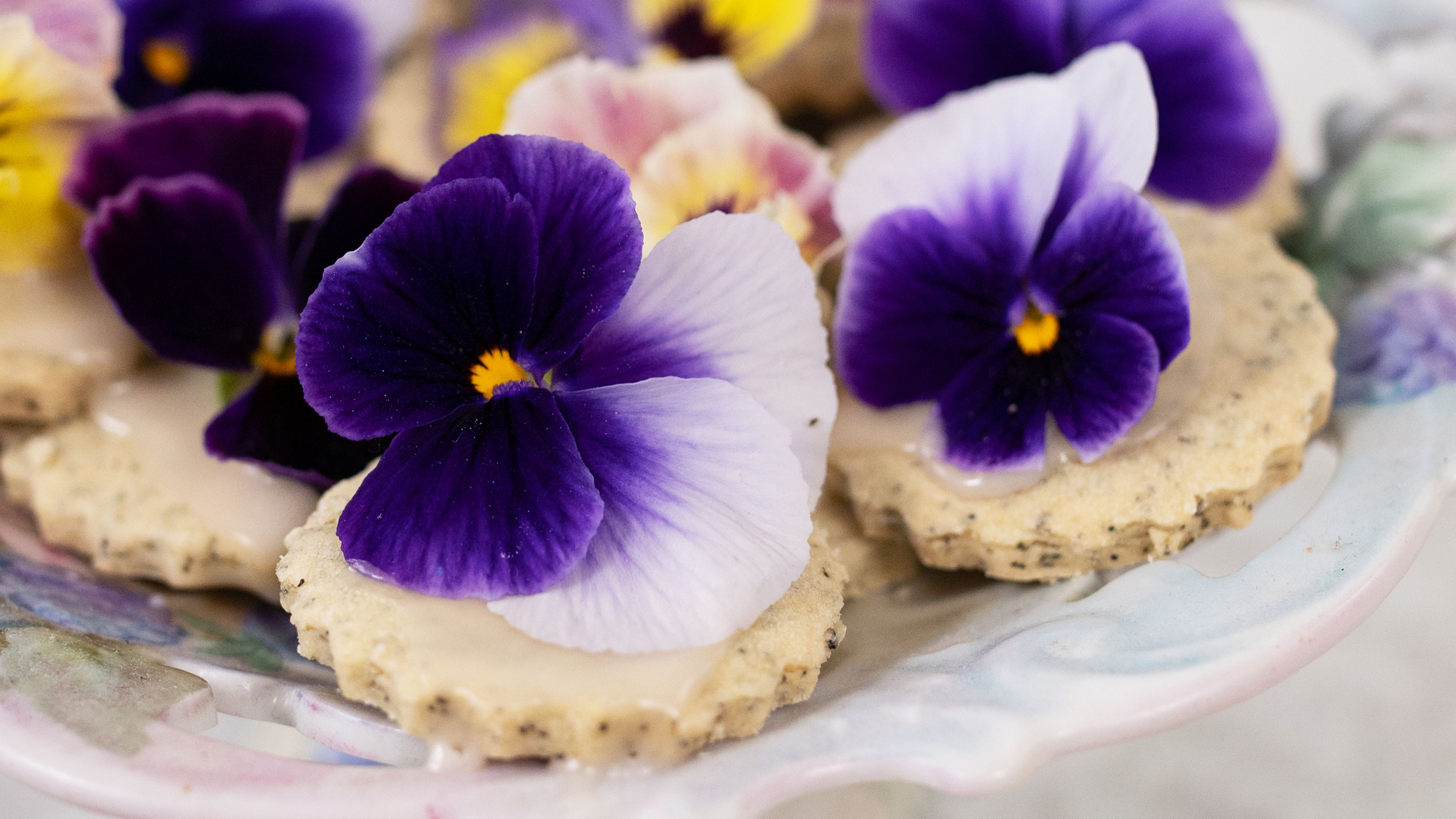 JSLB-608-Earl-Grey-Shortbread-Cookies.pdf