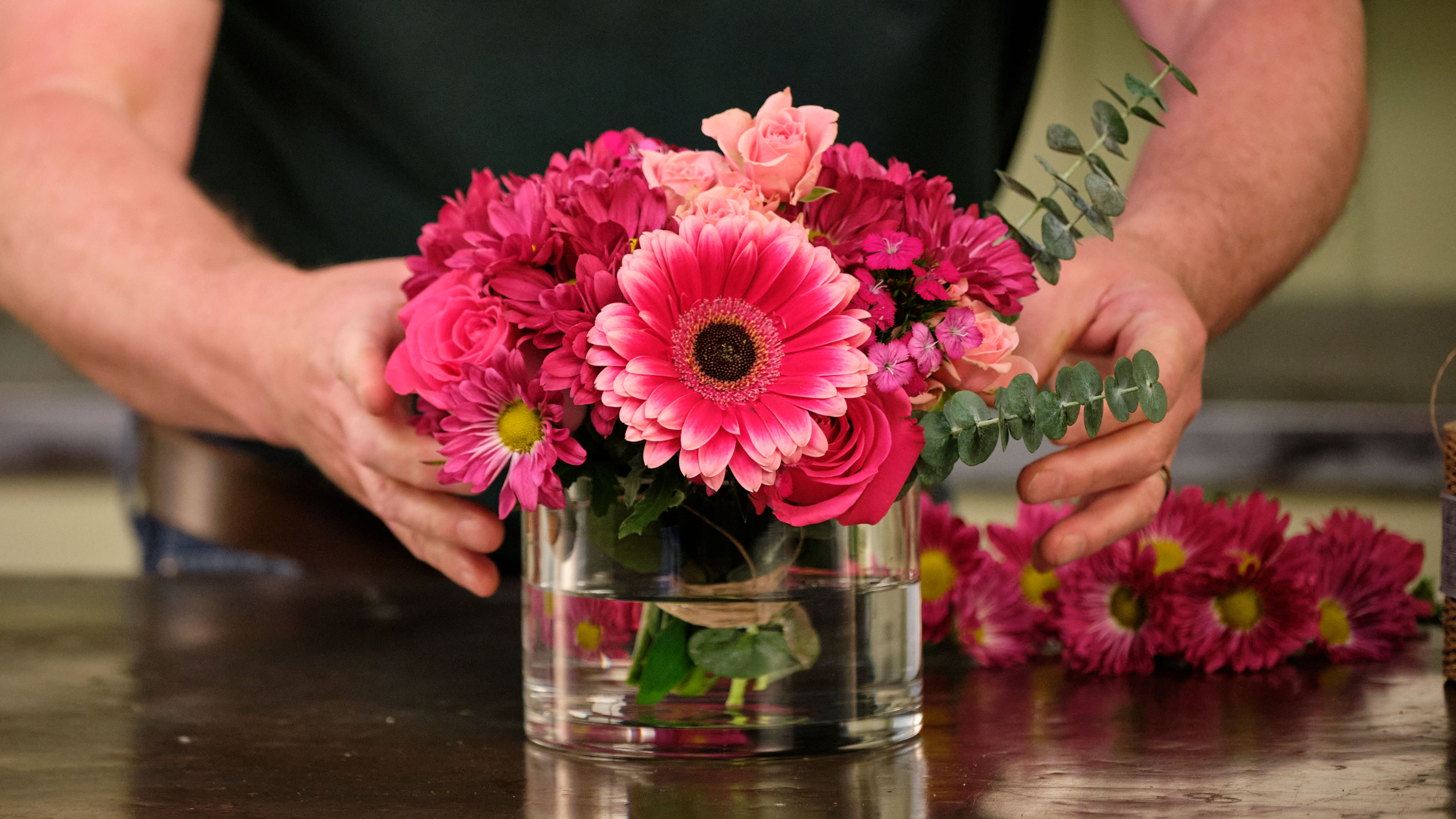 Easy Flower Arranging