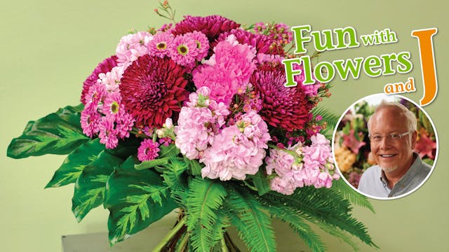 Flower Lesson: European Hand Tied Bou...