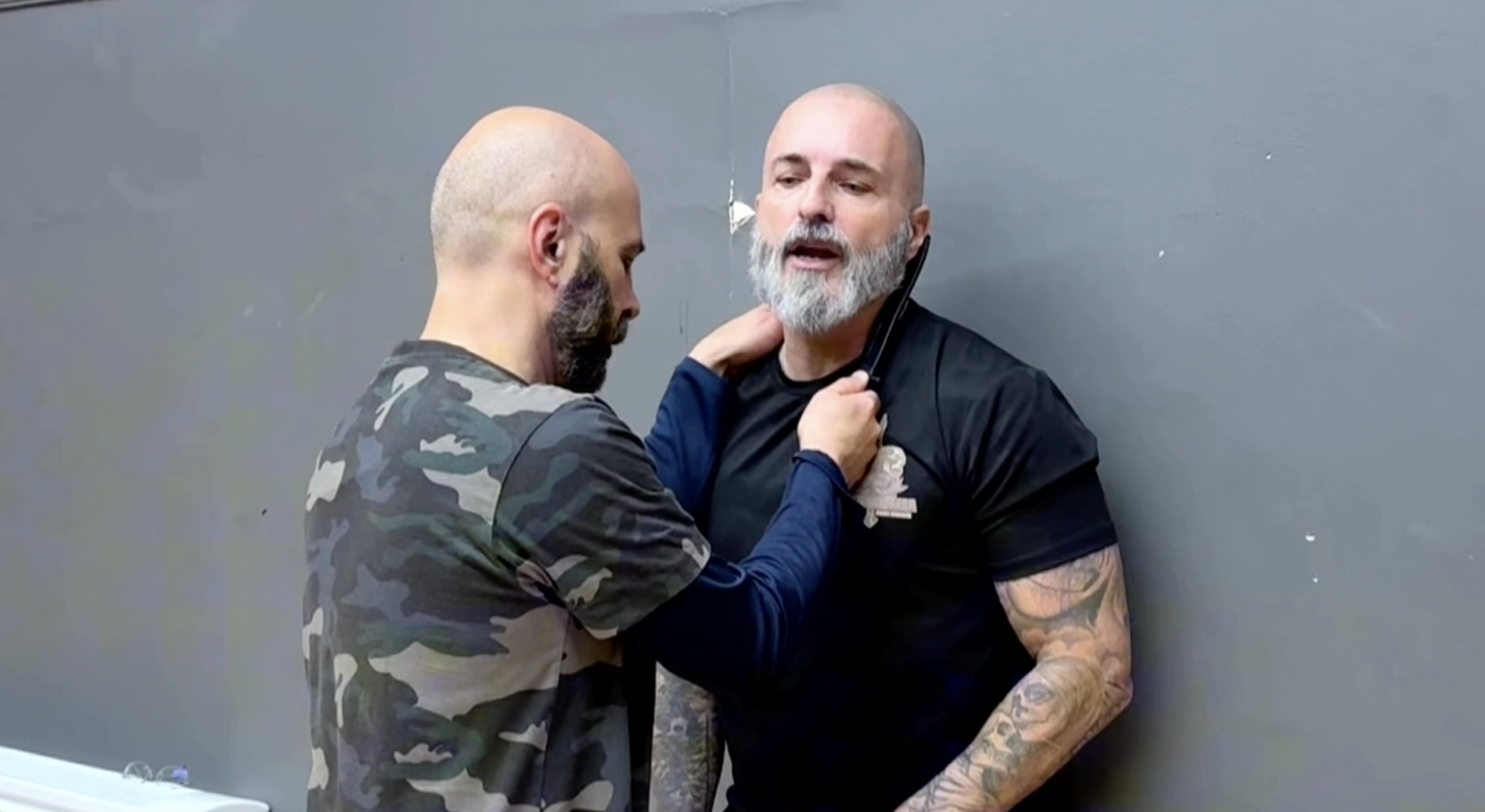 Front Knife to Throat Threat (Bent arms)