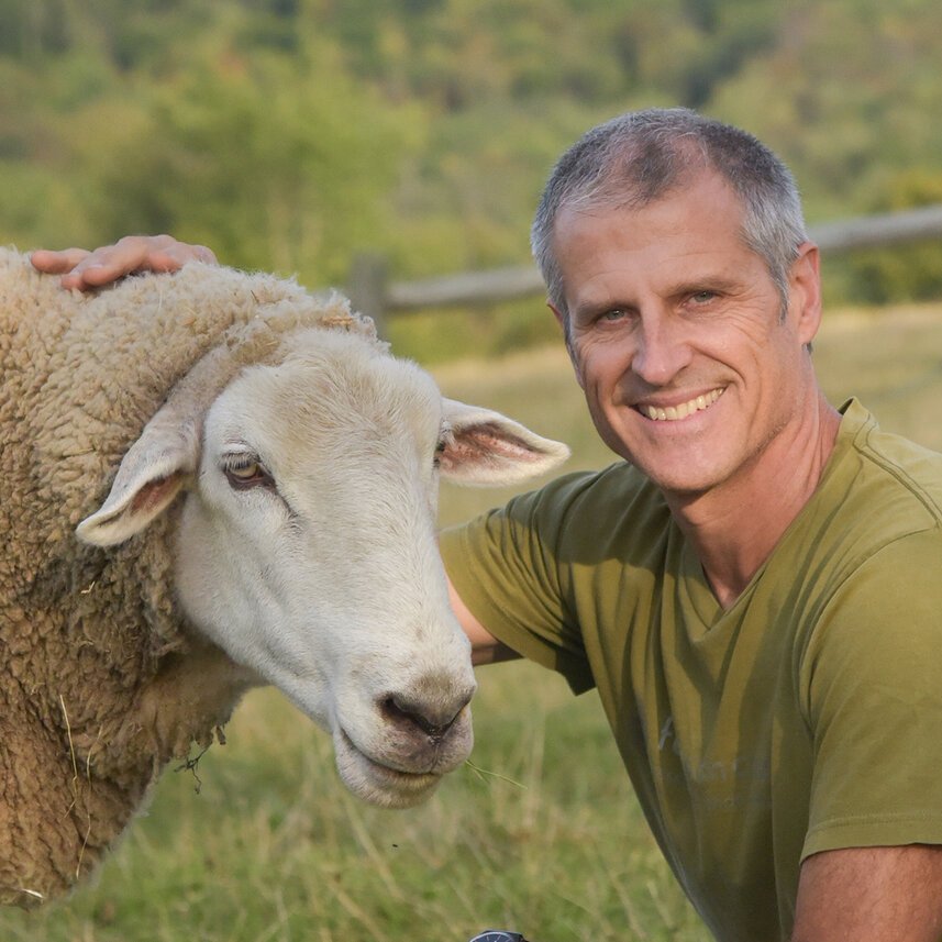 Meet Farm Sanctuary's Gene Baur!