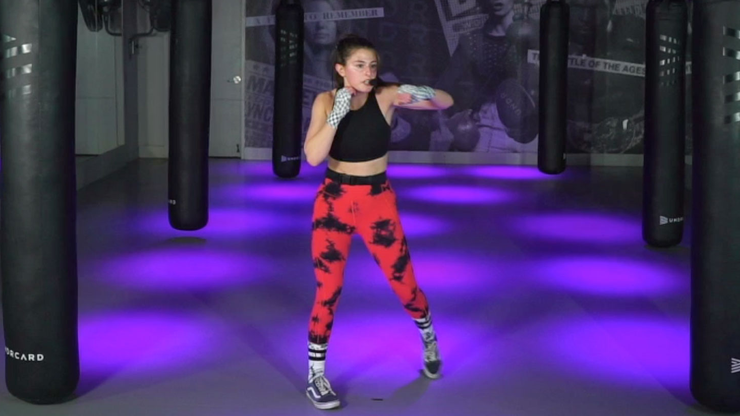 Class 033 - 45 min POP PUNK THEME with Hayley 'HAYLESTORM'