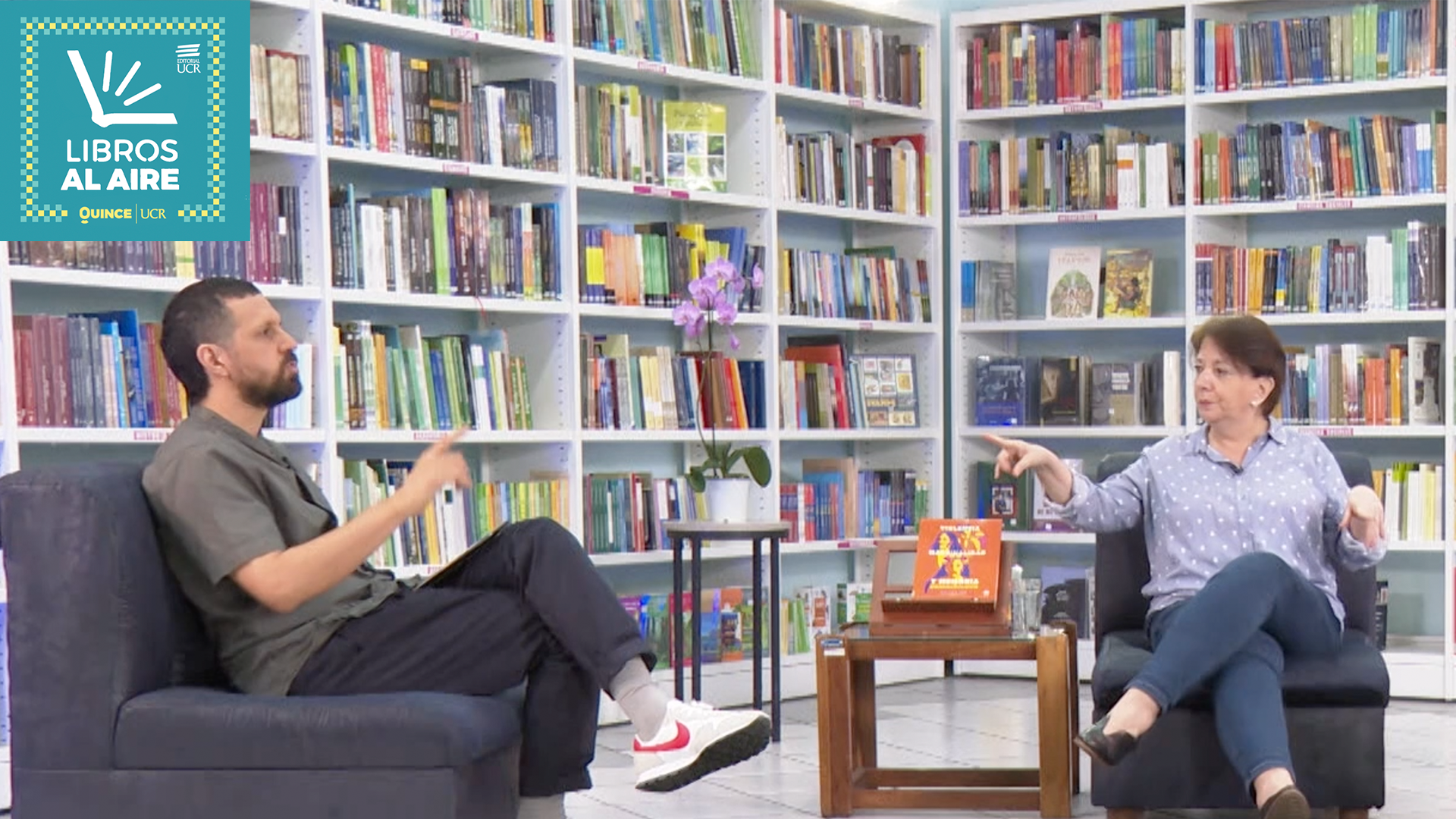 Libros al aire: María Lourdes Cortés