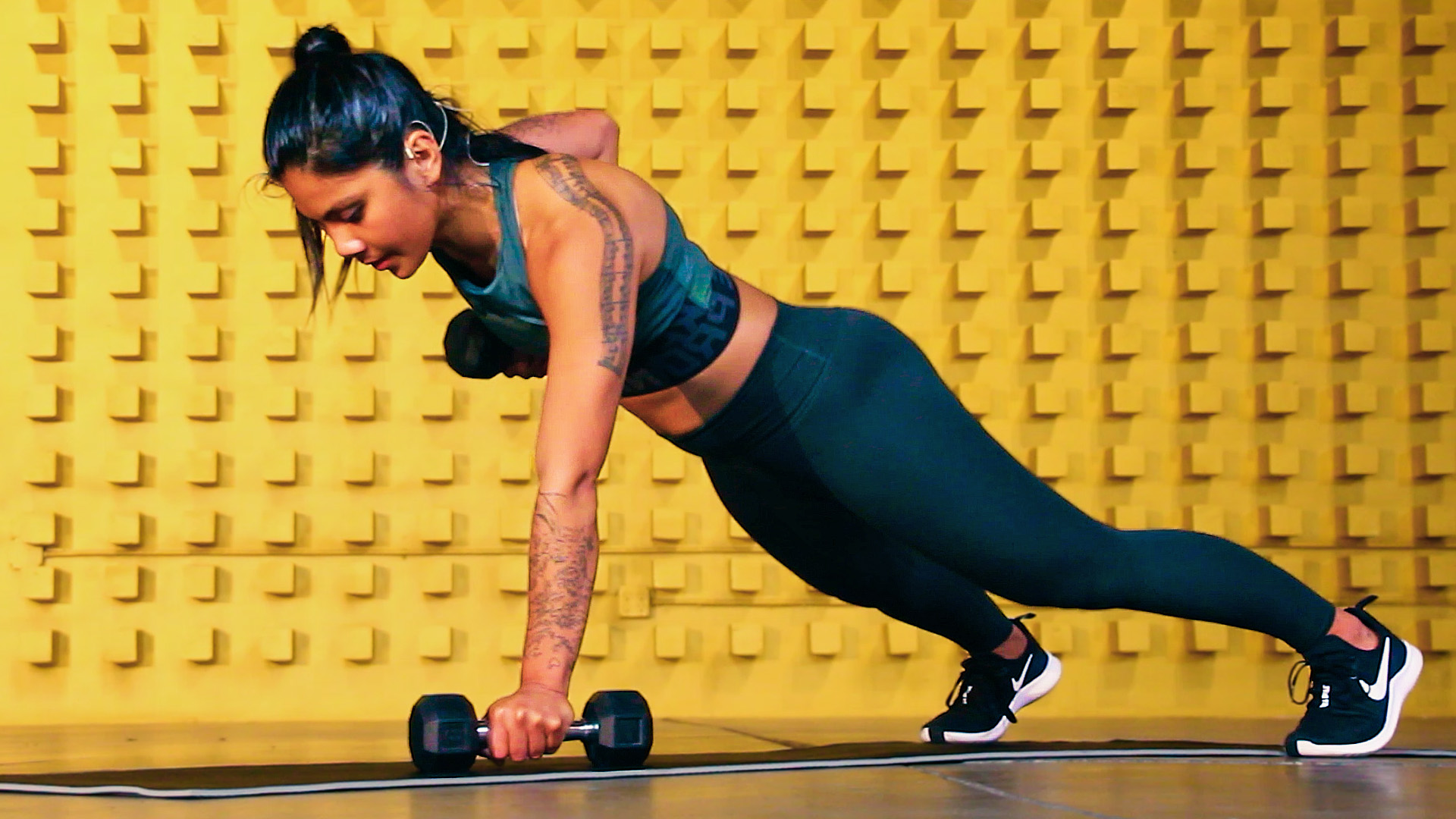 25-Minute Full Body EMOM Workout