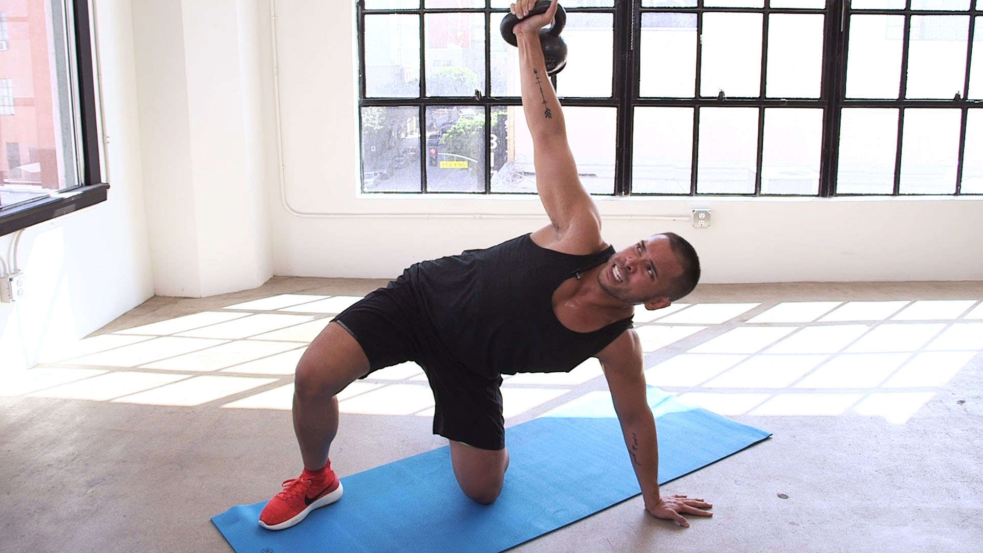 10 Minute Kettlebell Workout for a Total Body Burn