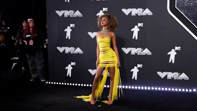 Fashion Forward: 446 -