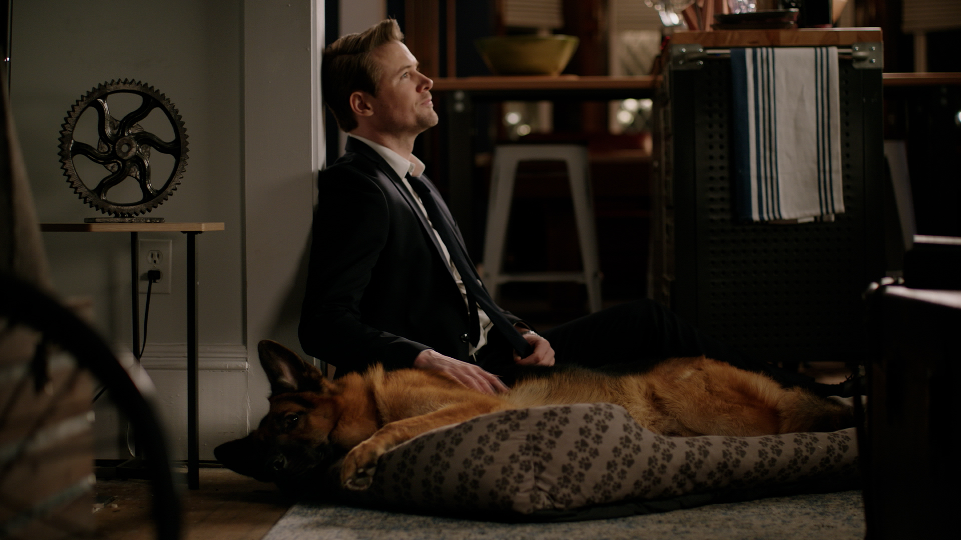 Series Premiere: 101 - The Hunt