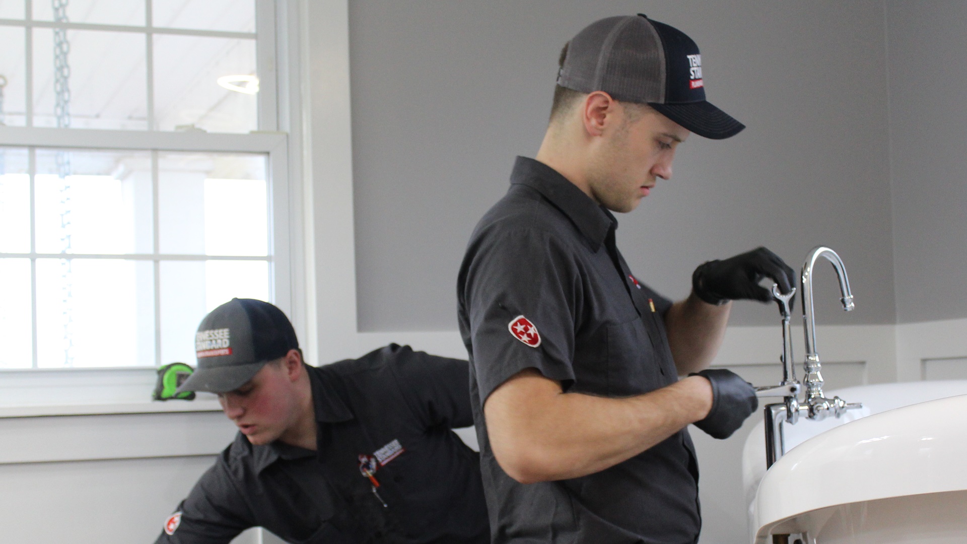 916 - Beauty and the Business