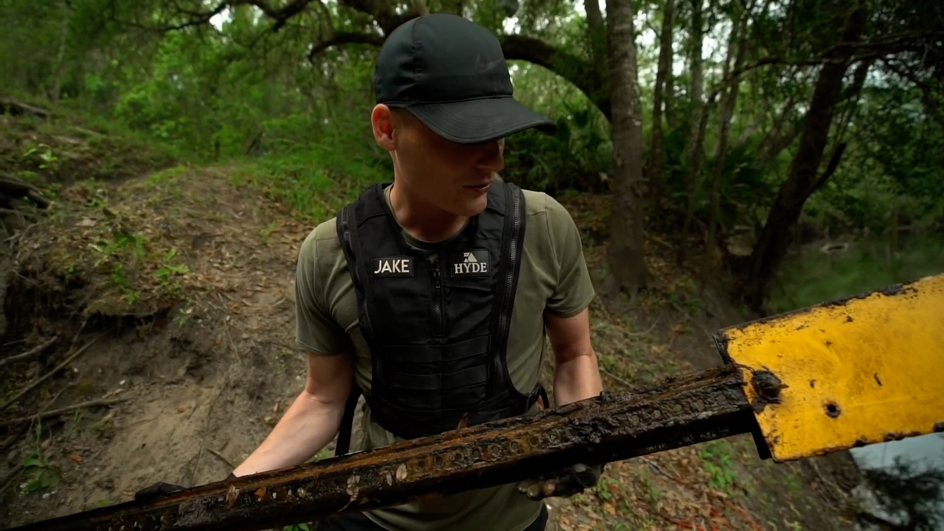 Detecting with Friends