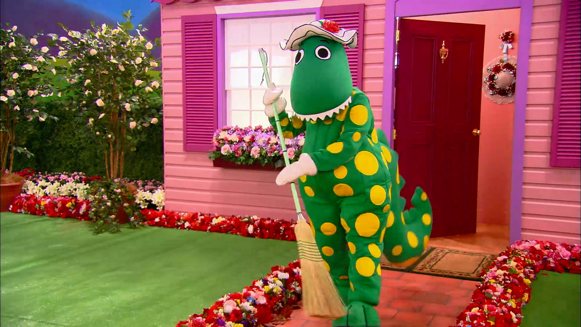 Captain Feathersword and the Dinosaur Book