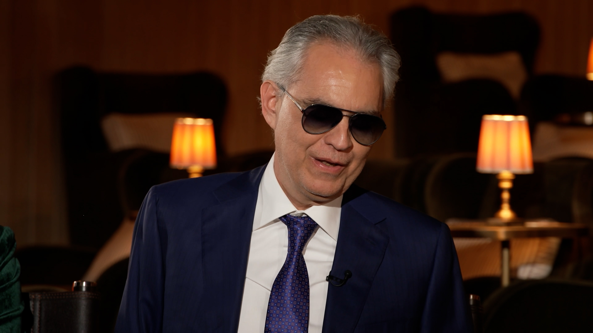 Andrea Bocelli & Aaron Tippin