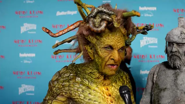 Fashion Forward: 476