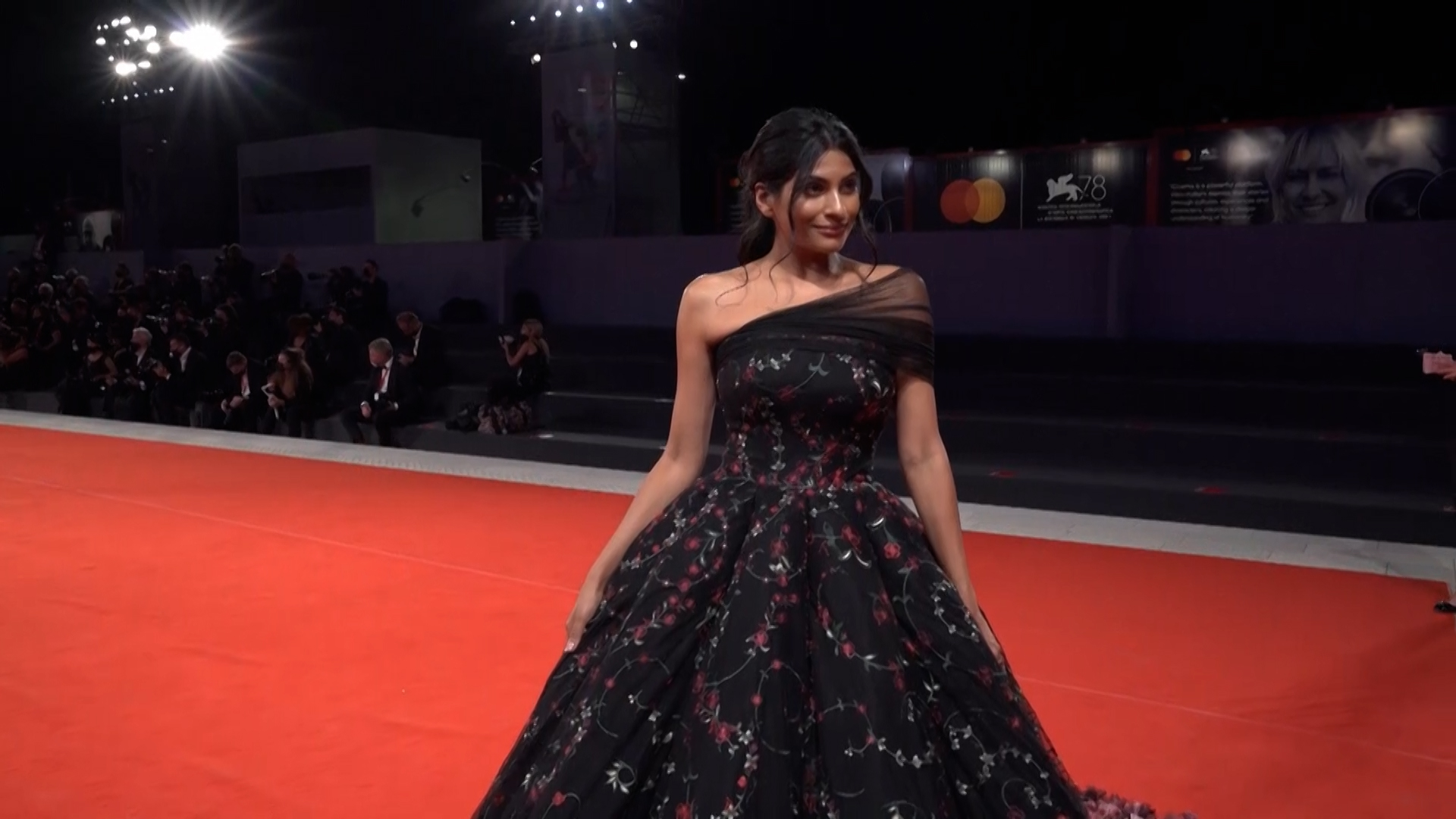 Fashion Forward: 444 -