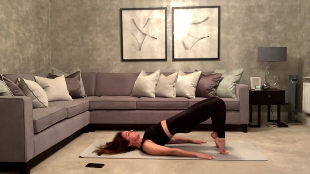 40 min Abs, Butt and Arms Focus w Sian