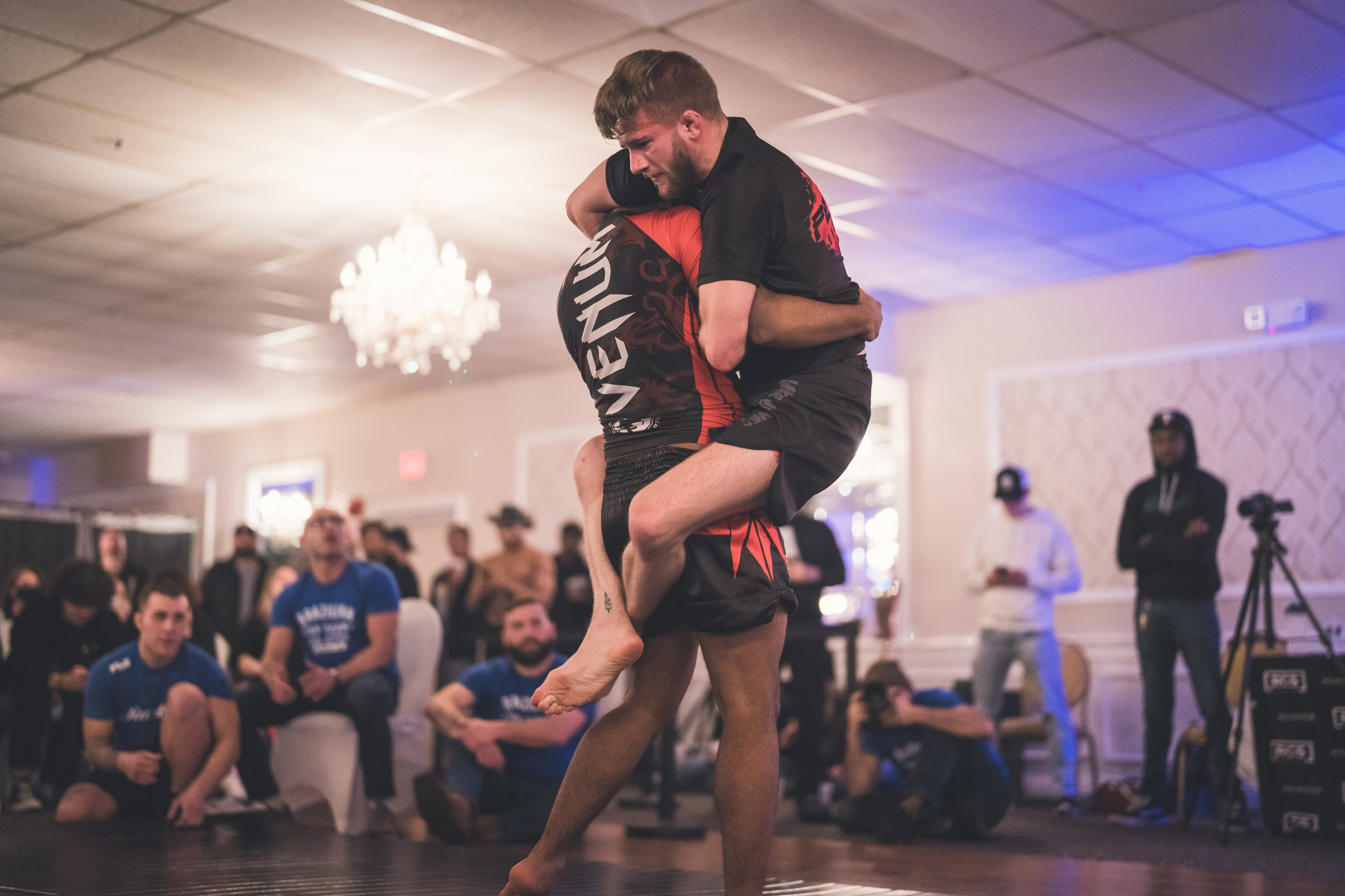 Helvecio Júnior vs Justin Flynn