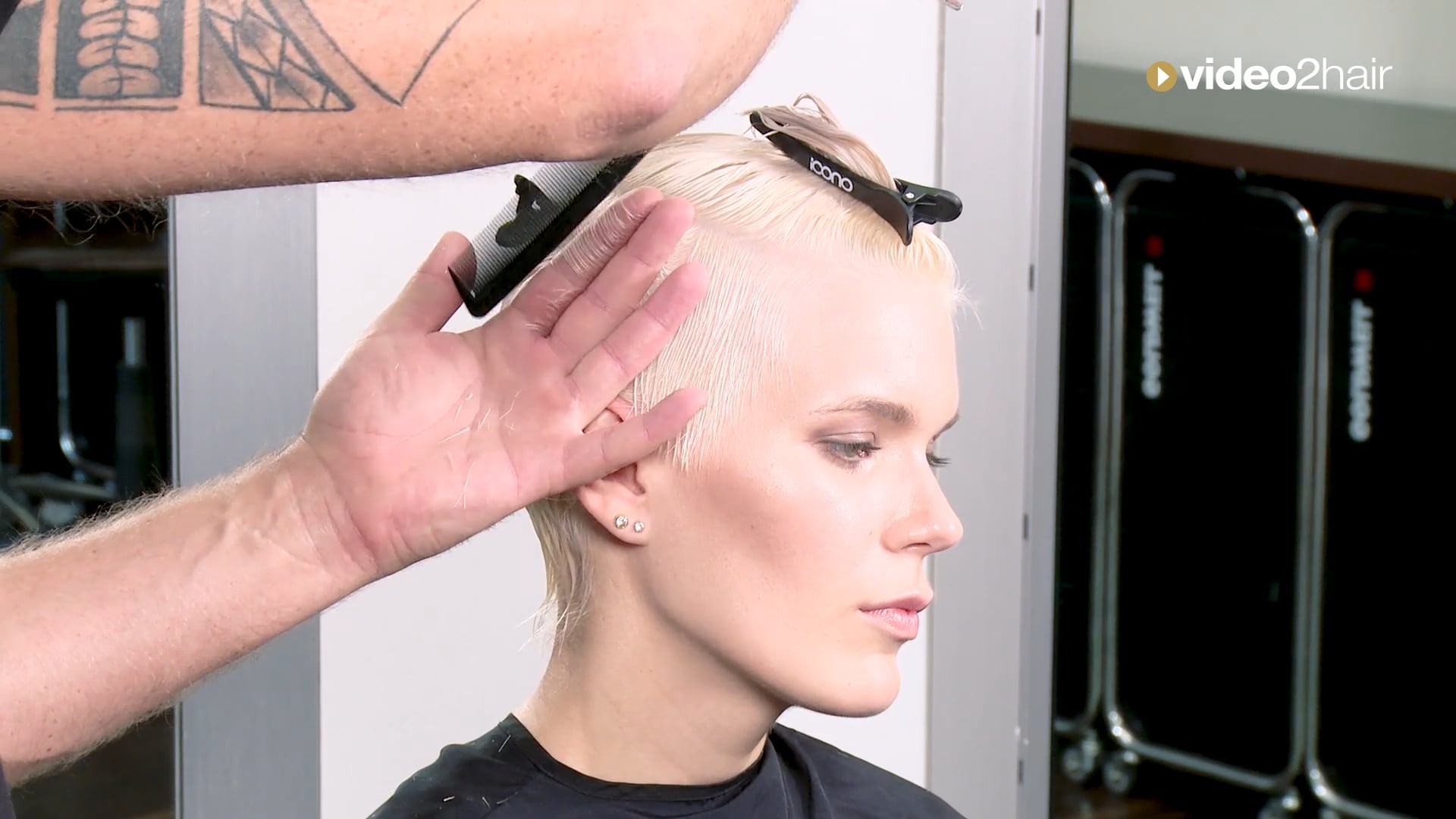 #02 - GRADUATION - ICONO anna maria