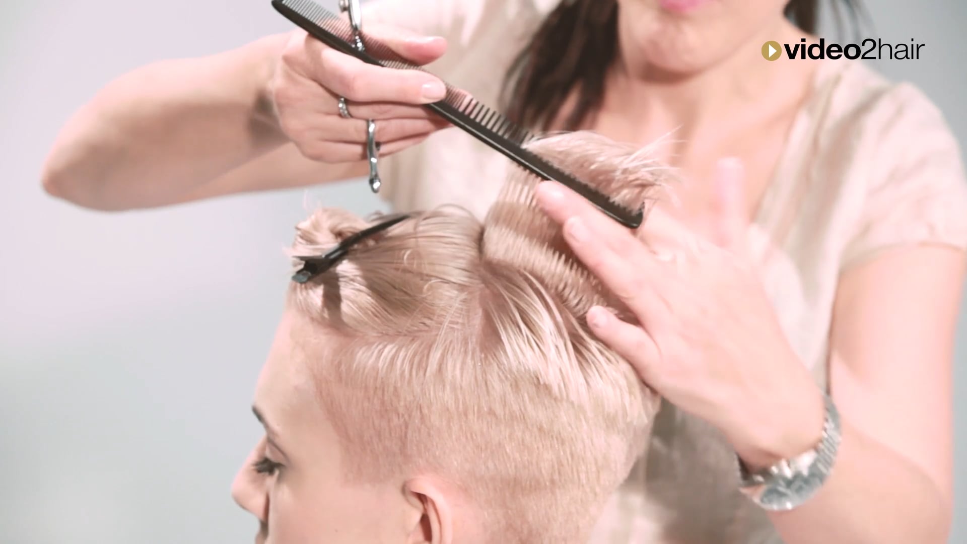 #05 - LAYERING - GRAPHIC lines