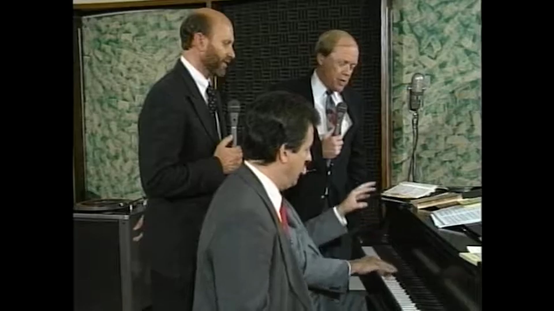 The Way Of The Cross Leads Home - Hilton Griswold