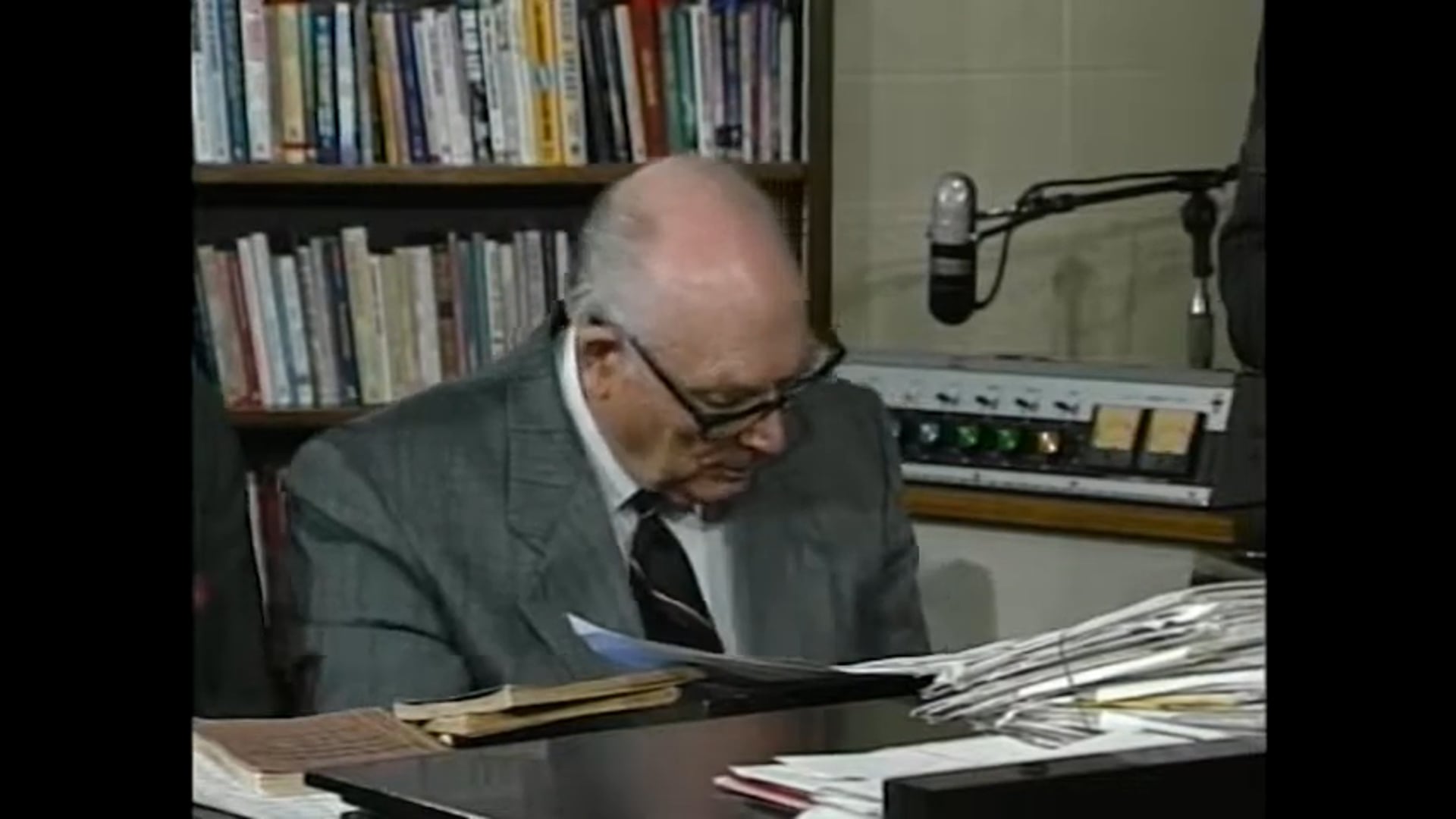 The Royal Telephone - Hilton Griswold