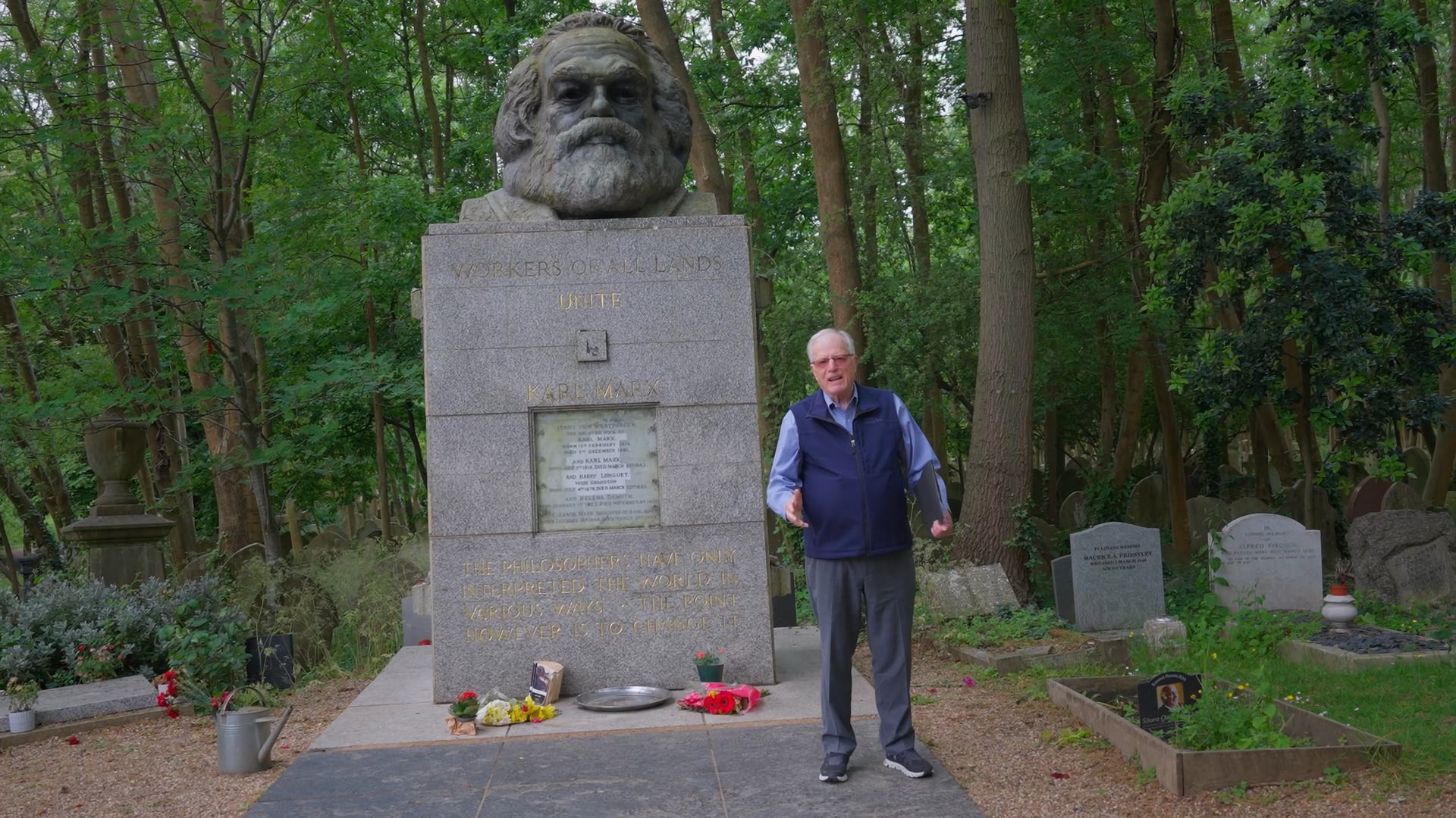 Highgate Cemetery: Karl Marx