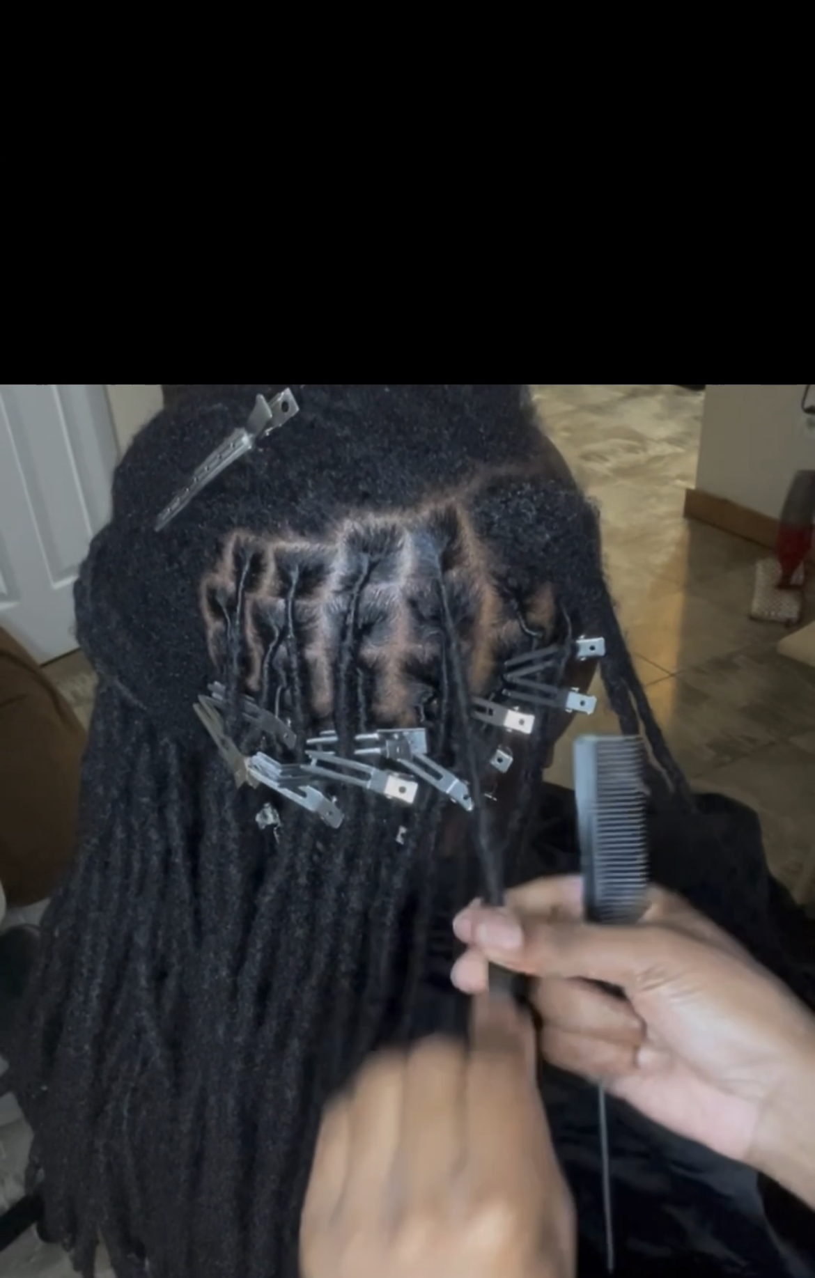 How to retwist locs 