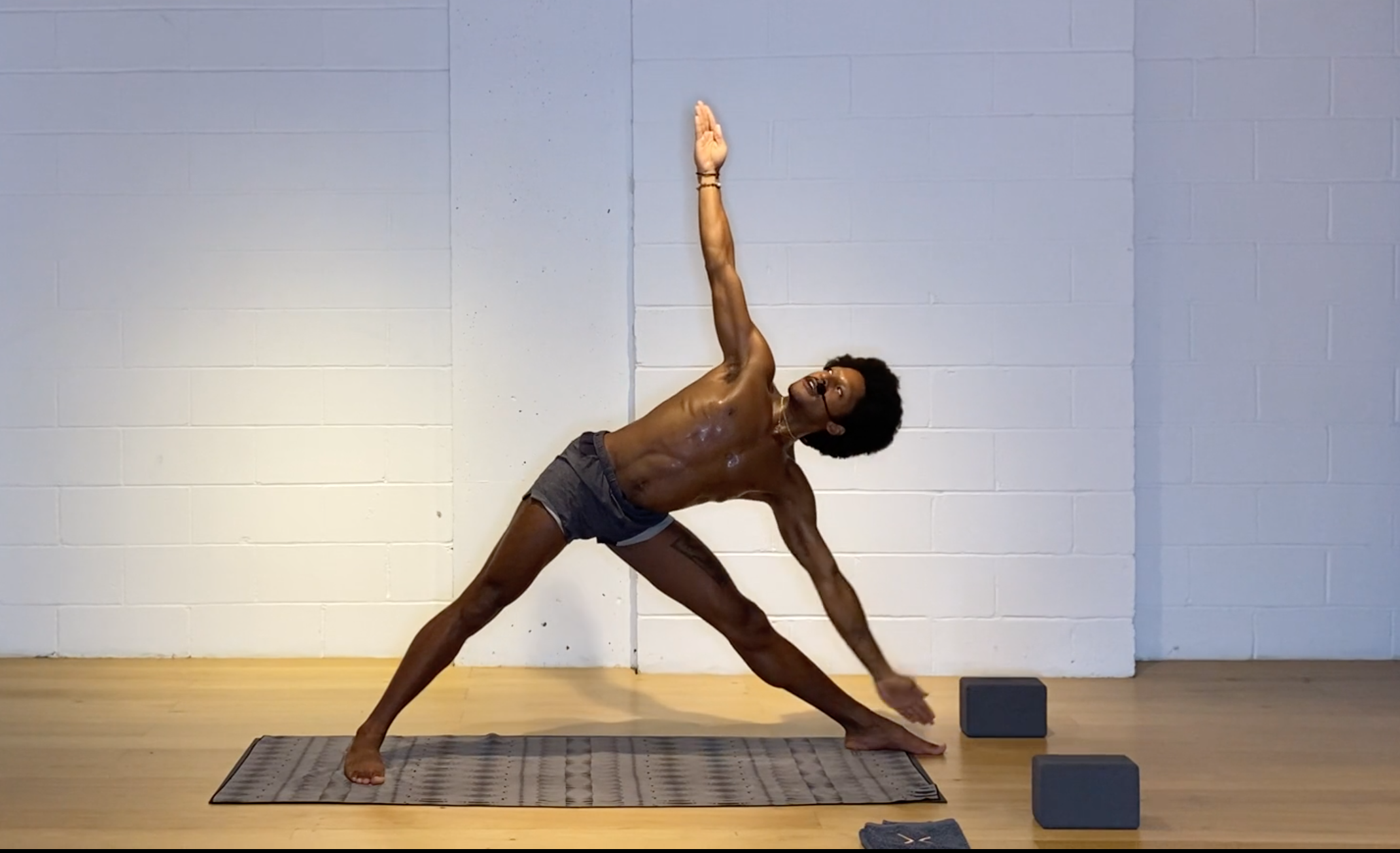 JUST THE FLOWS - GOOD MORNING SUNSHINE > AUGUST