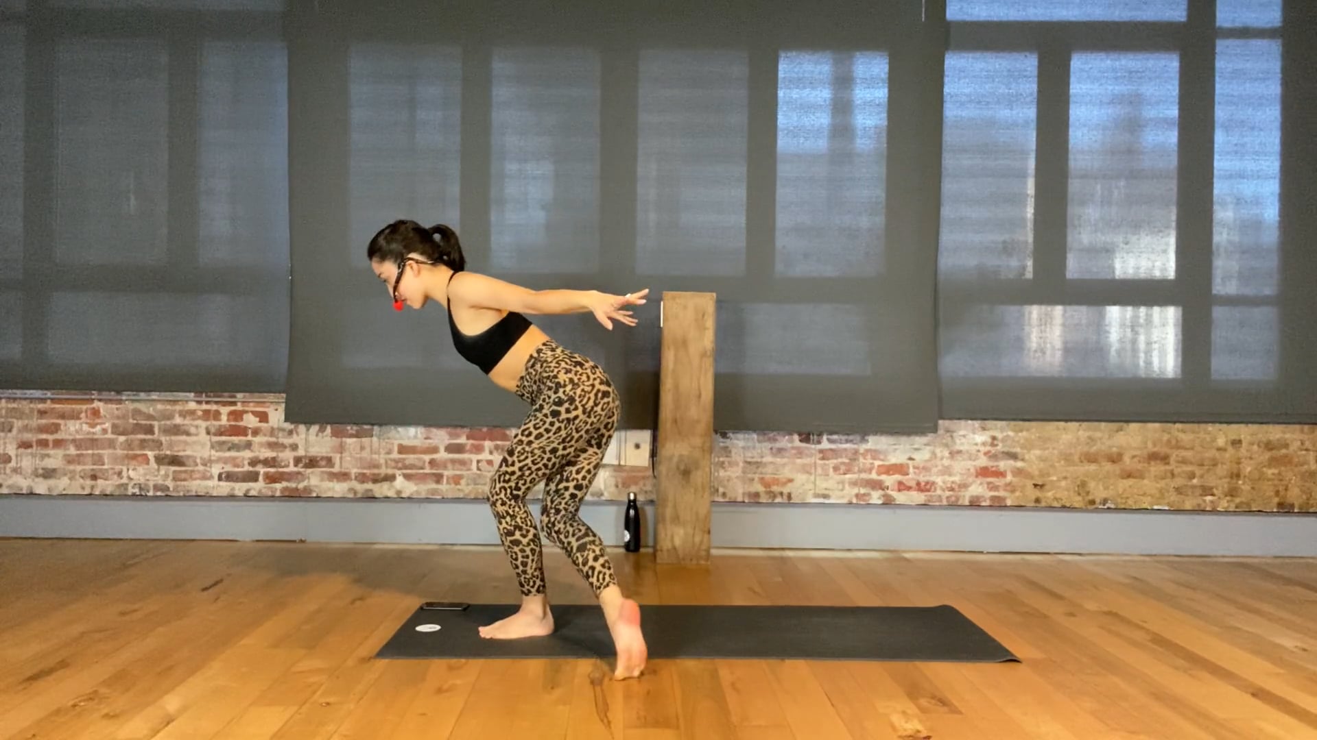 FLOW - OPEN SHOULDERS 60 > ALYSSA