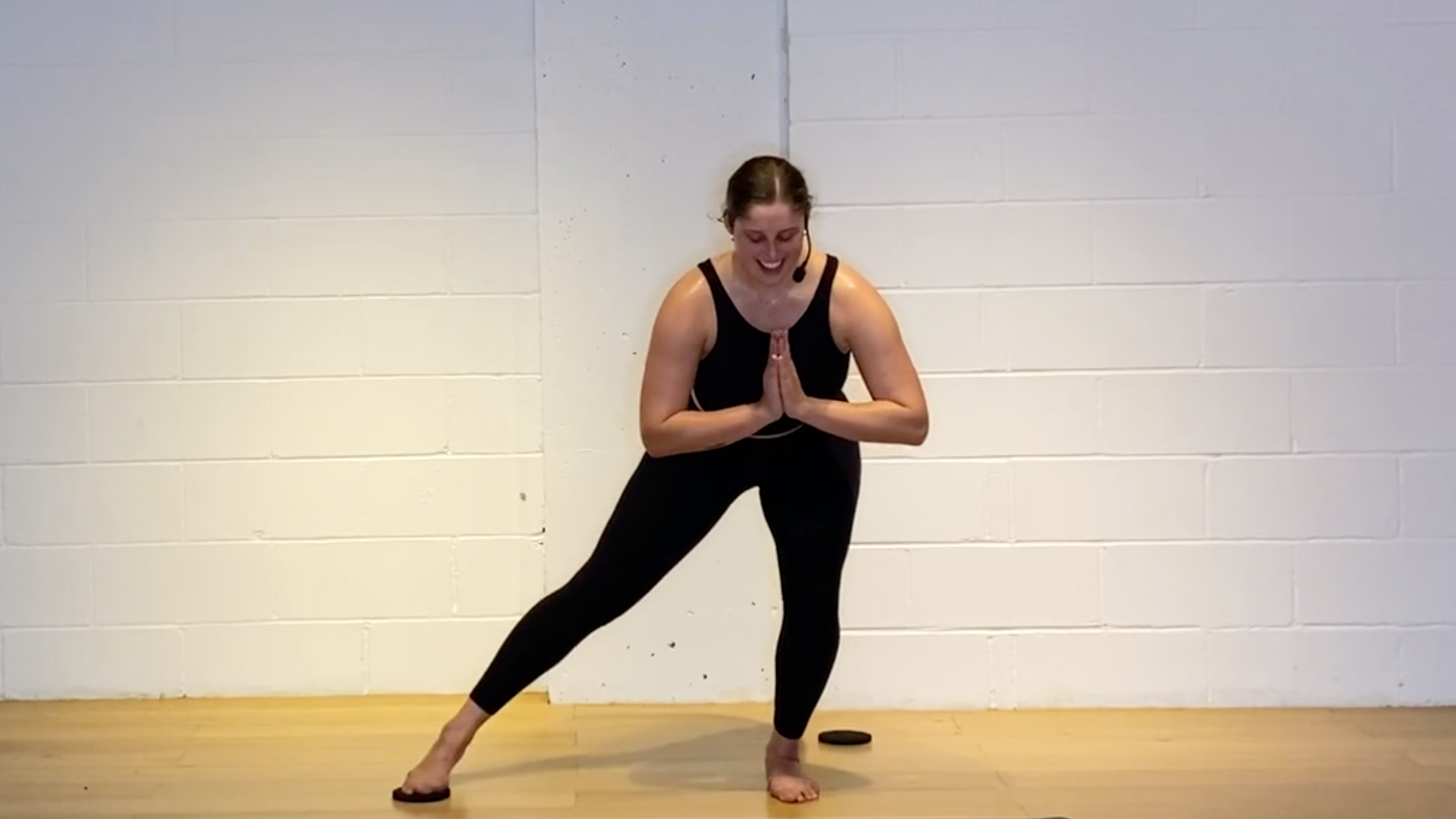 STRENGTH - SLIDE TO STRONG > RACHEL