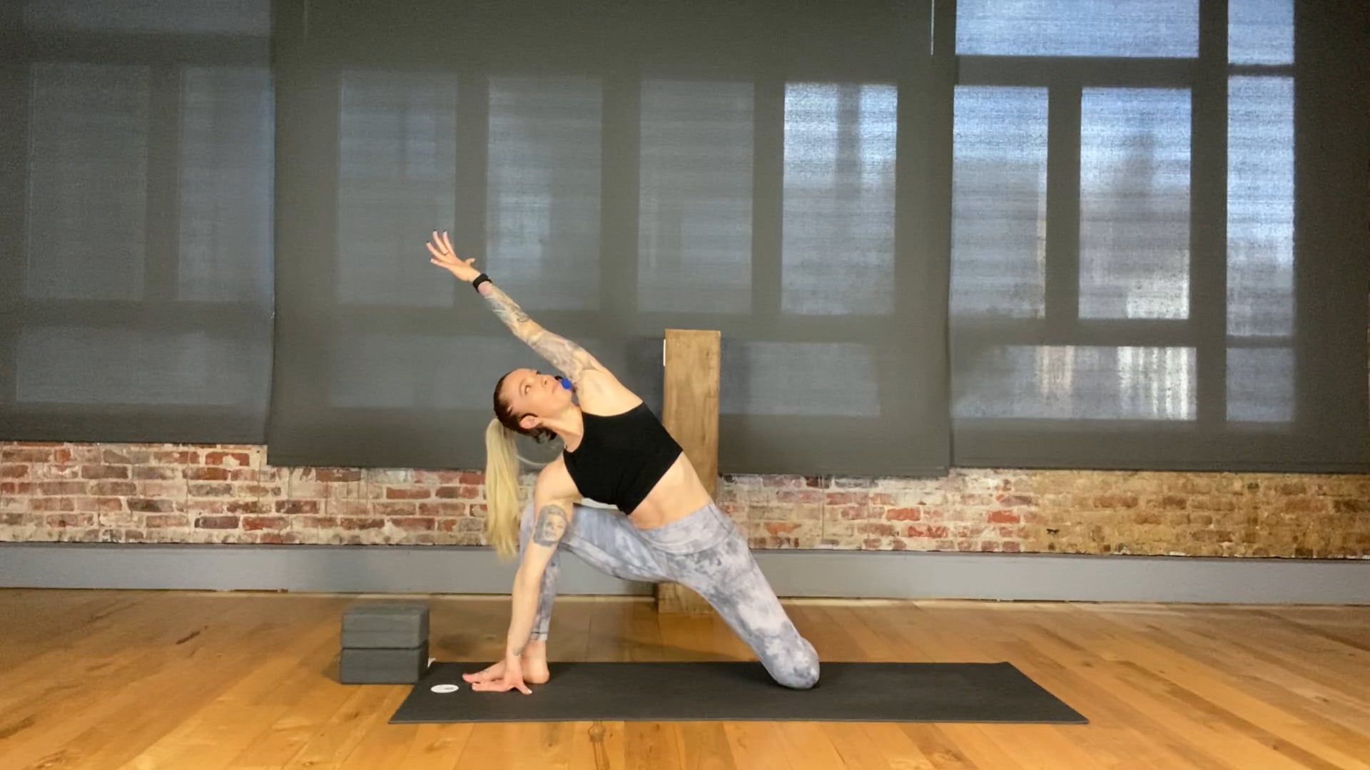 ALIGN- SHOULDERS + HIPS 60 > KIRRA