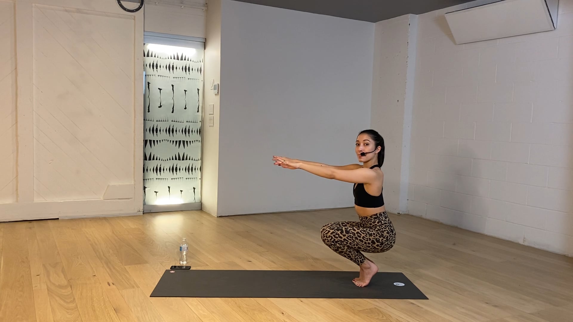 FLOW - TOE STAND 45 > ALYSSA